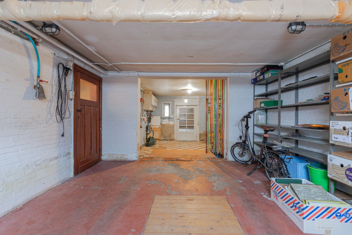 Statige woning met tuin in centrum Dendermonde foto 22