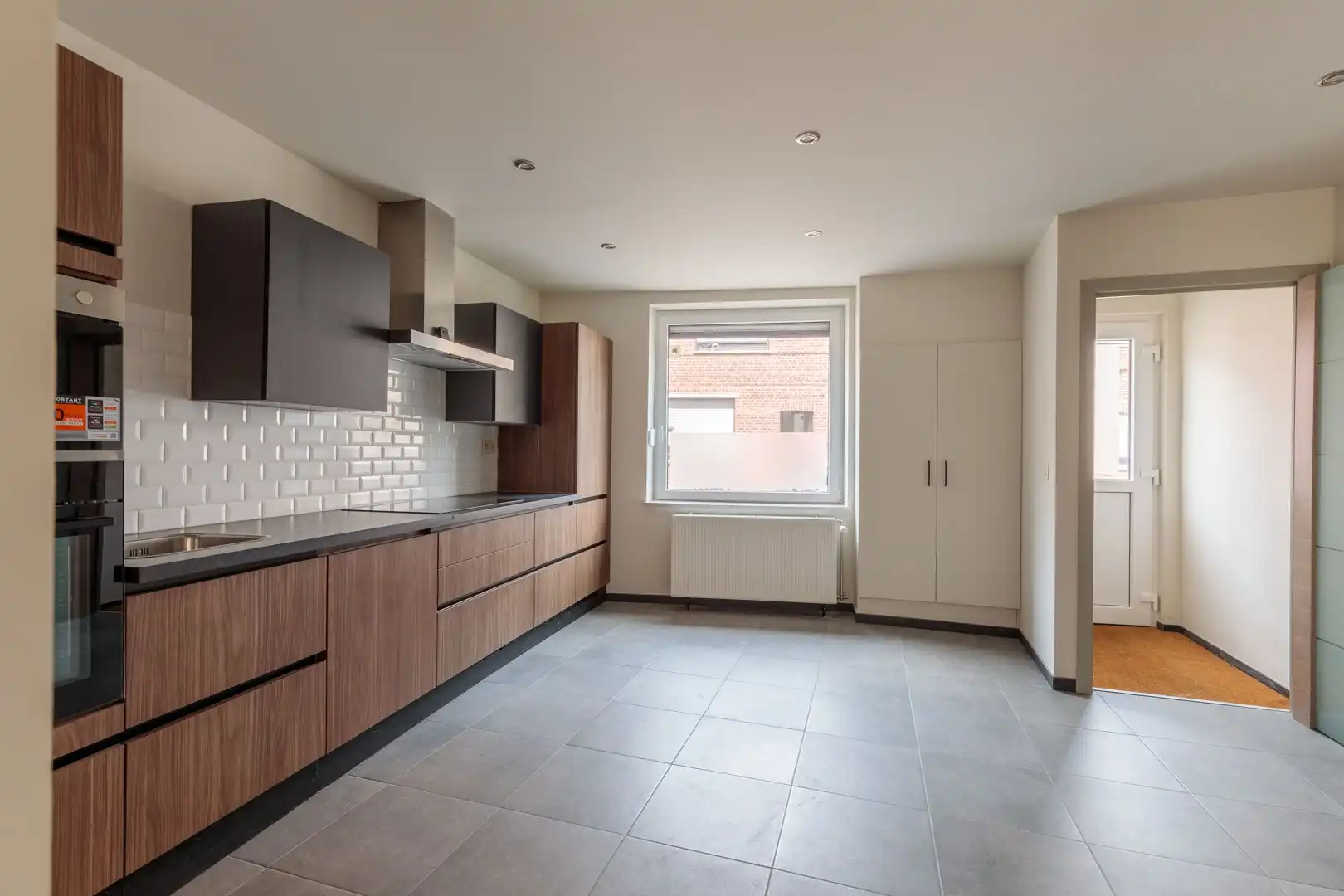 Energiezuinige, instapklare woning met 4 slaapkamers in het centrum foto 7