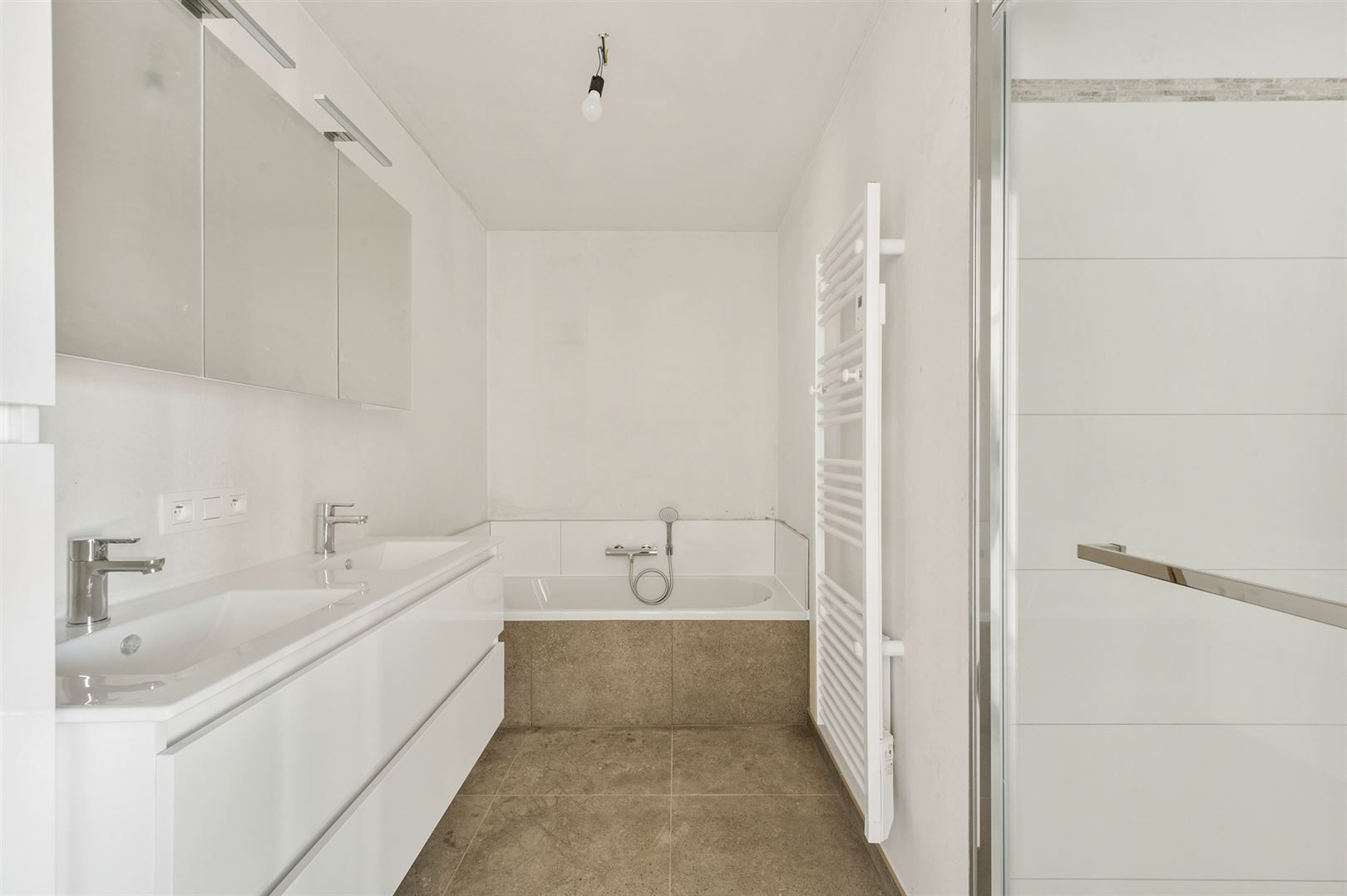 Drie slaapkamer appartement foto 7