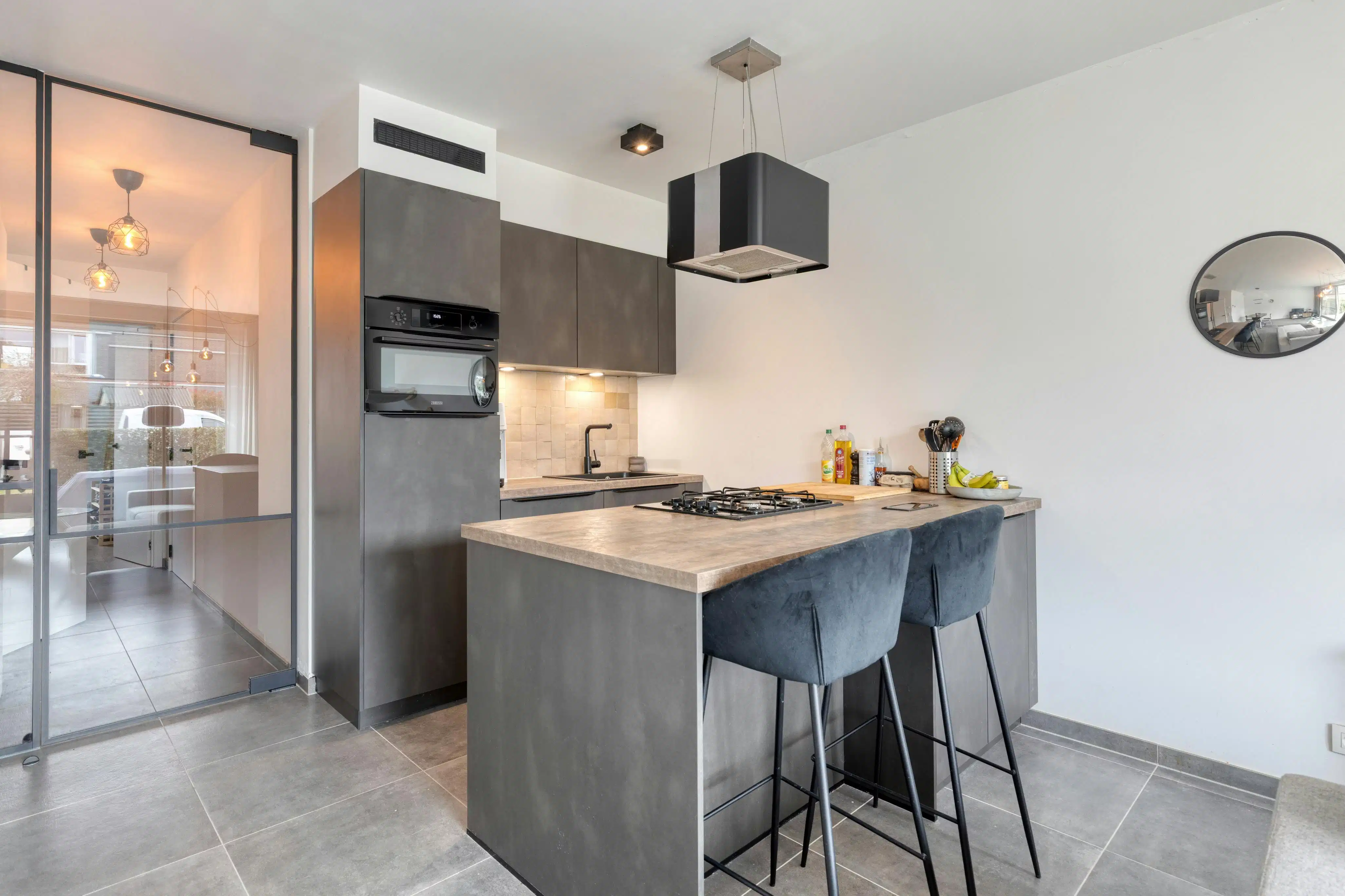 Gelijkvloers appartement met tuin te koop in Wielsbeke foto 4