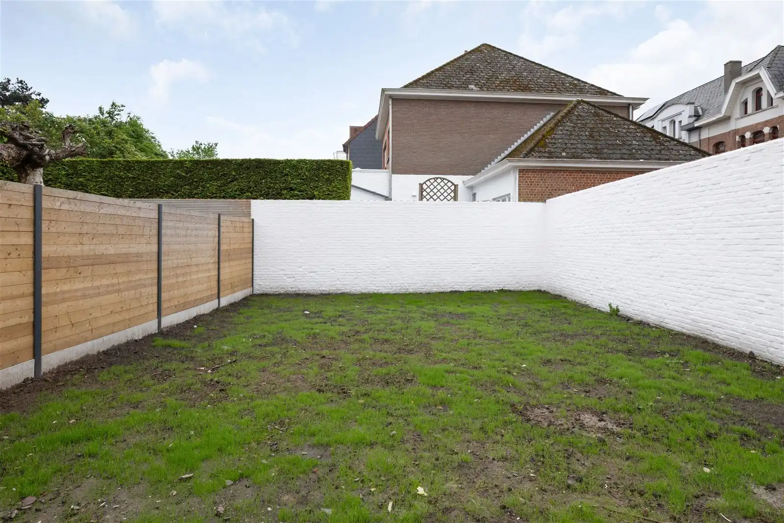 Gerenoveerde woning nabij het centrum van Zottegem! foto 12