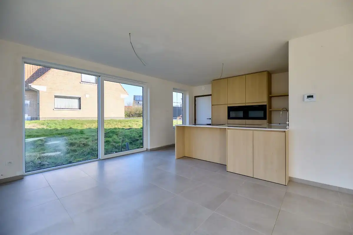 Prachtige alleenstaande nieuwbouwwoning te Hooglede foto 2