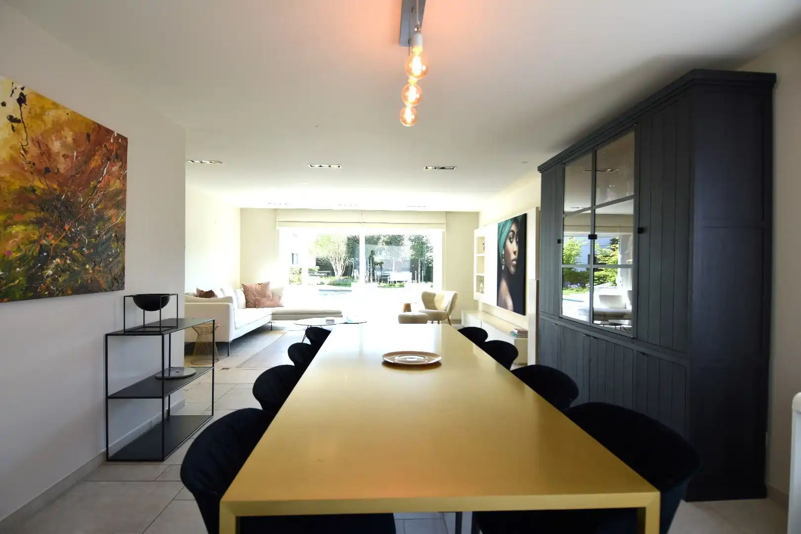 Villa met 4 slaapkamers, zwembad en mooie volumes te koop in Moorsele foto 21