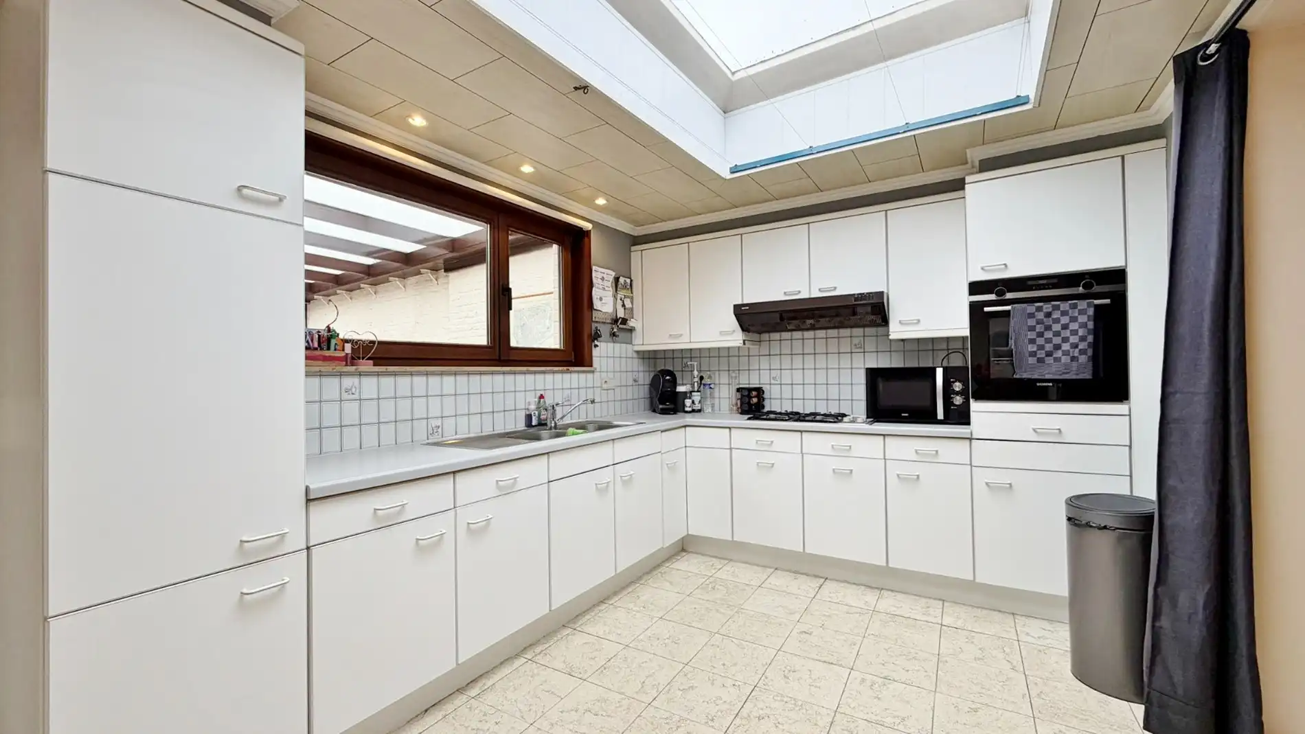 Charmante gezinswoning met grote tuin in het hart van Elverdinge foto 8