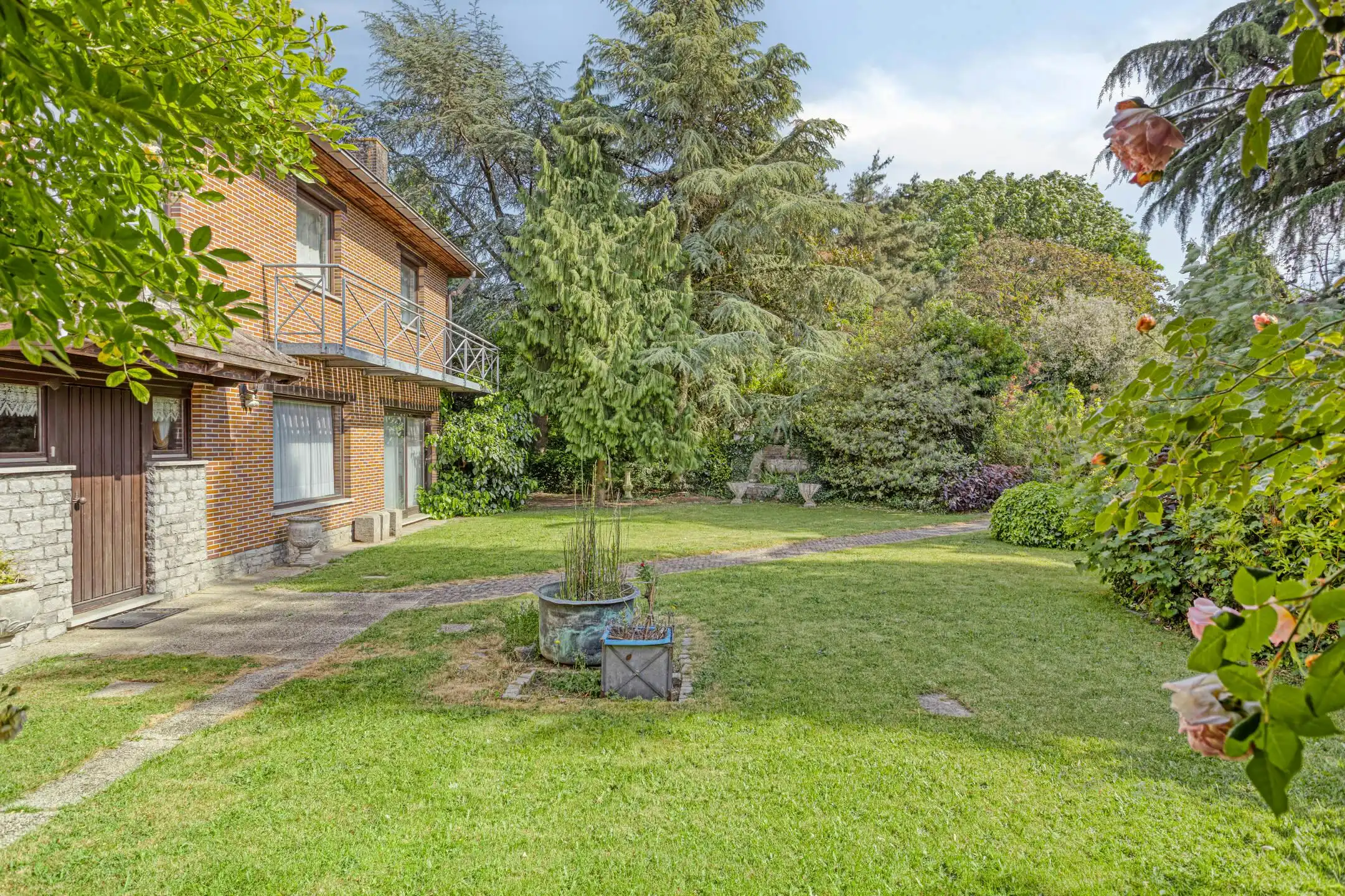 Deels te renoveren villa of tweewoonst met parktuin in Boom foto 31