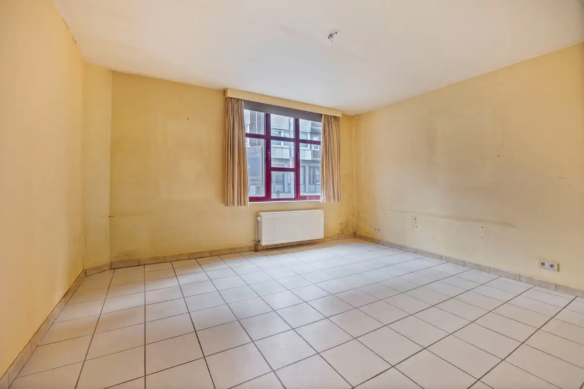 Ruim appartement in kleine residentie foto 4