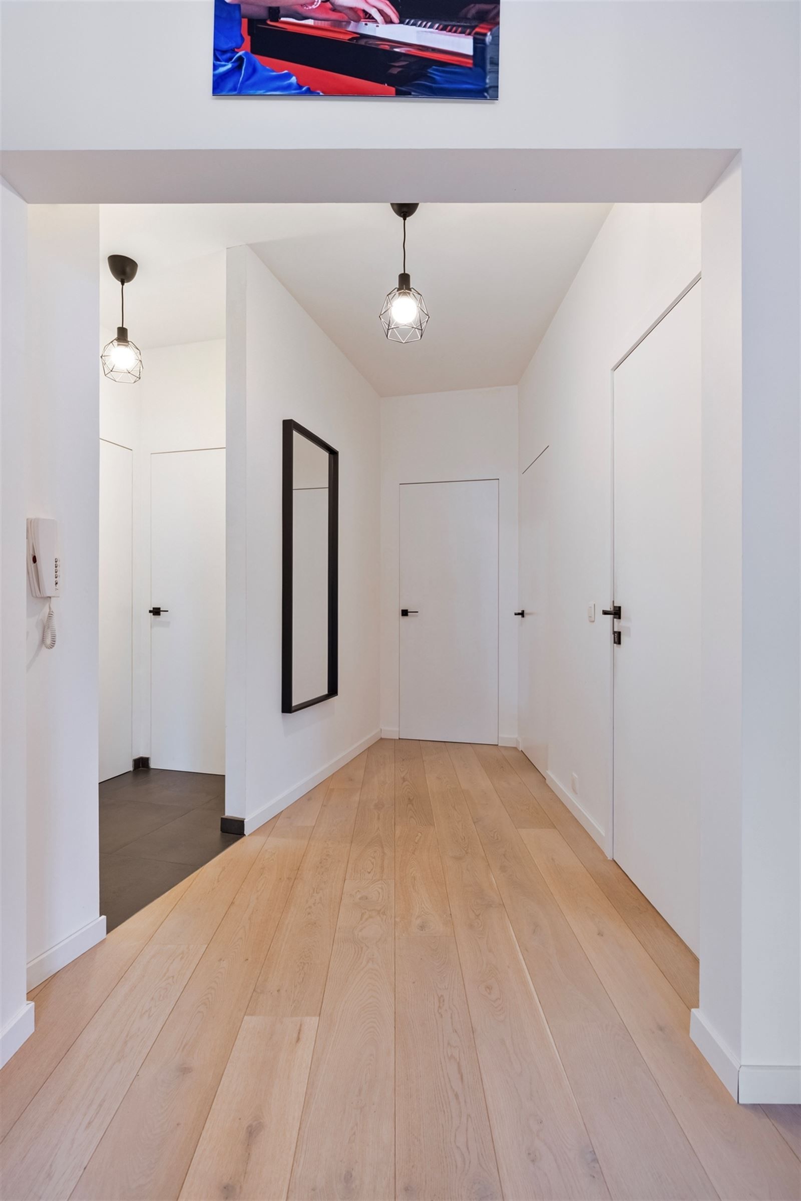Modern gerenoveerd 2 slaapkamer appart. foto 7