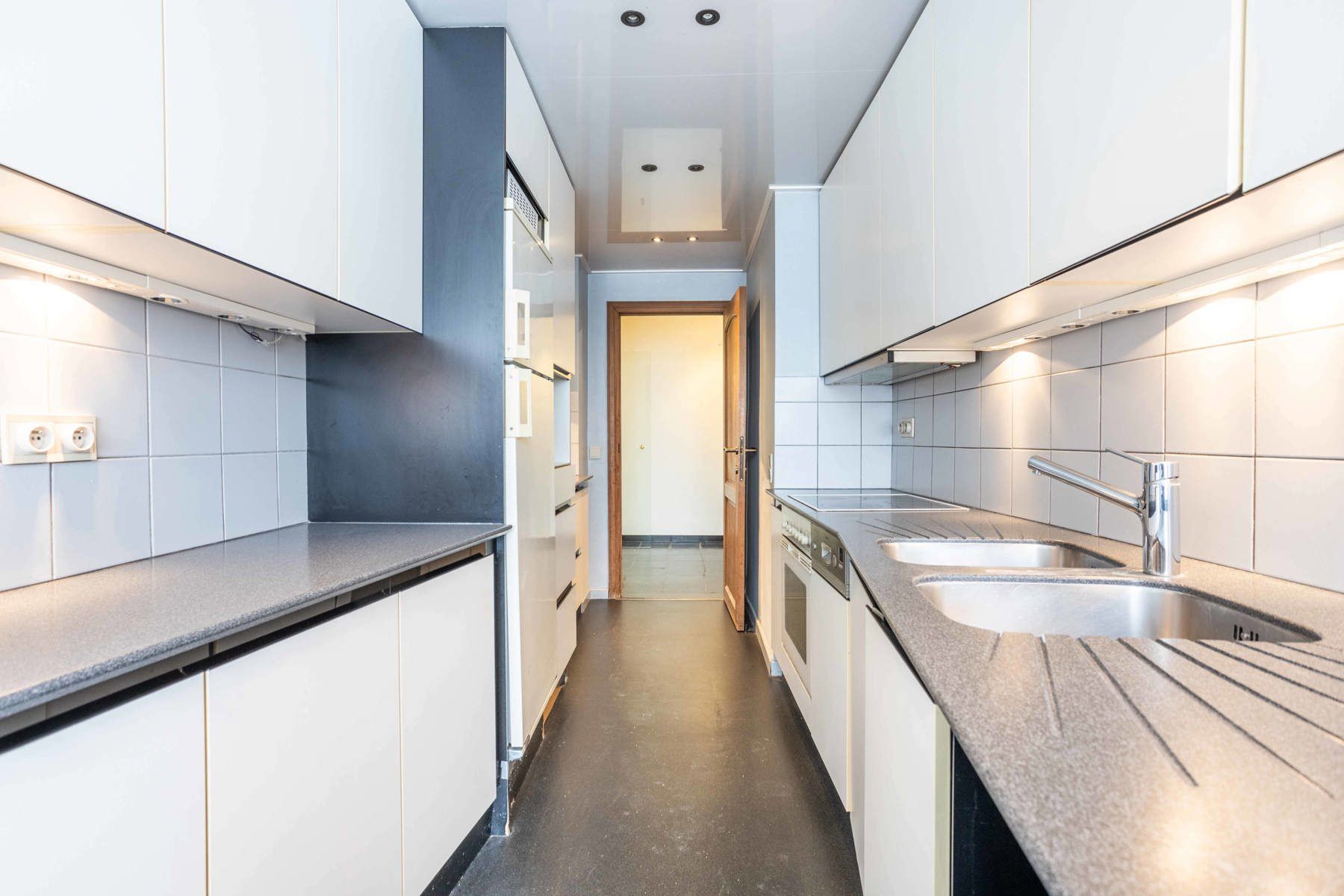 Te koop: zeer ruim appartement op de parklaan te Aalst! foto 19