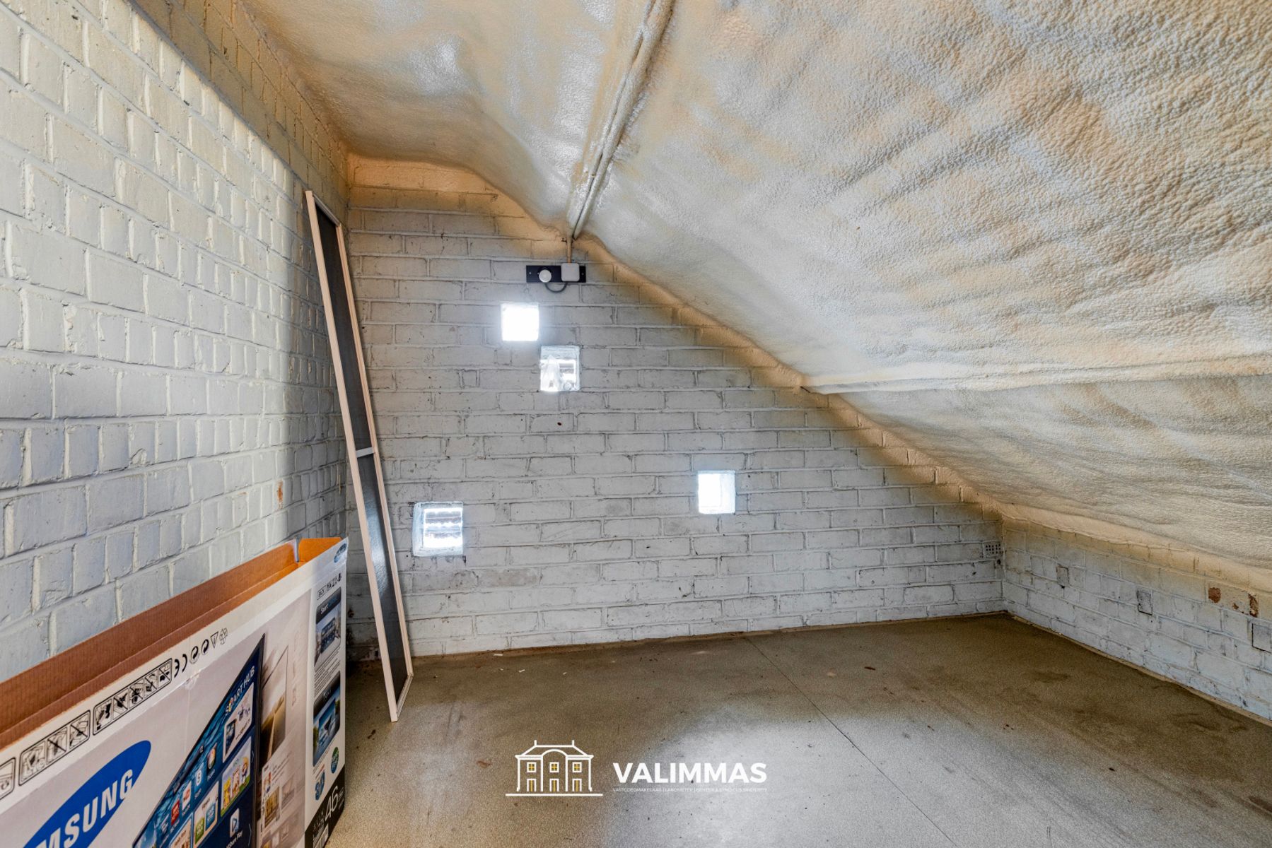 Ruime, alleenstaande woning met garage en prachtige tuin... foto 17