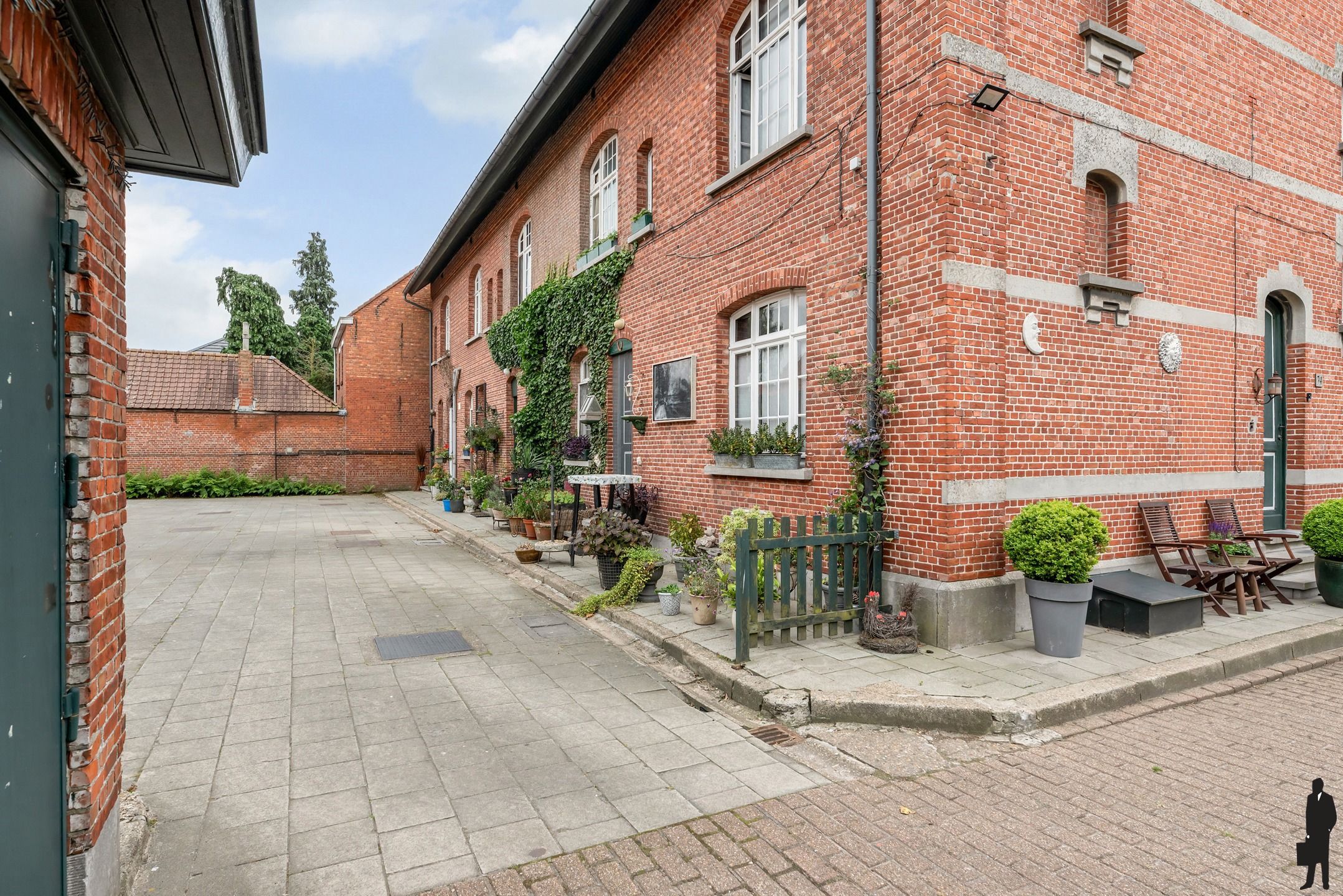 5 woningen gelegen in de oude Rijkswachtkazerne op ca. 1520m² te Meerle! foto 6