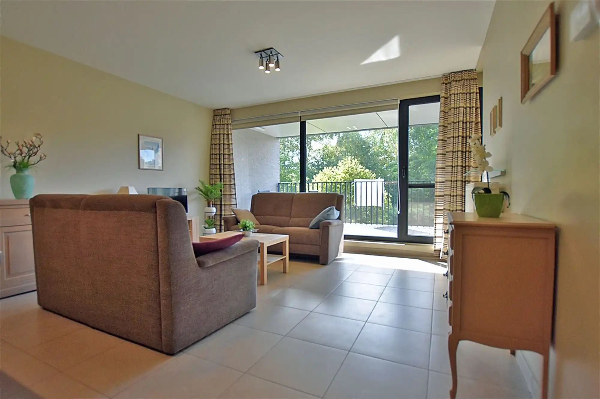 APPARTEMENT met 1 slpk, terras, overdekte staanplaats & kelderberging  foto 4