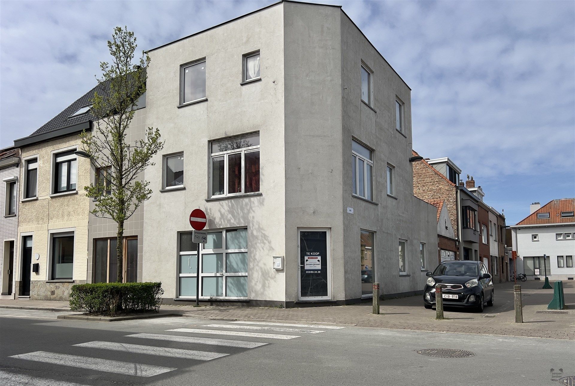 Ruim 6-slaapkamer woning  in hartje Oostende foto 15