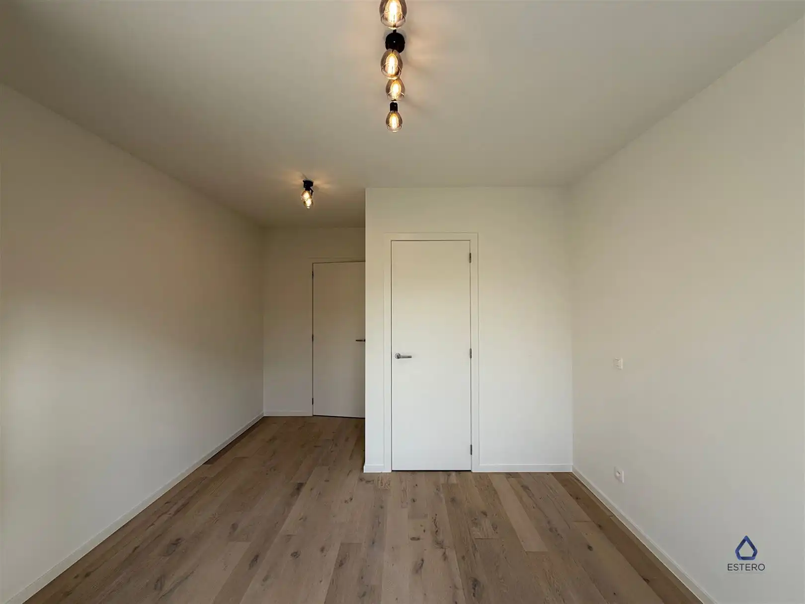 Nieuw duplexappartement met dubbel terras en garage foto 19