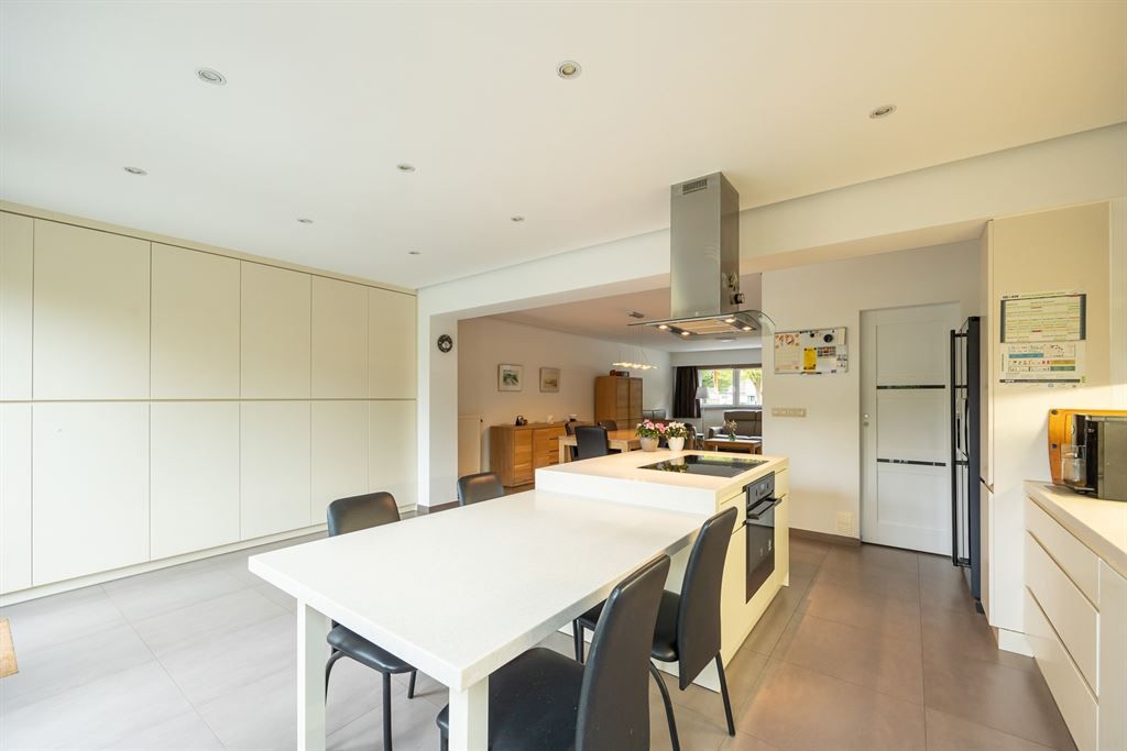 Energiezuininge woning in groene wijk foto 10
