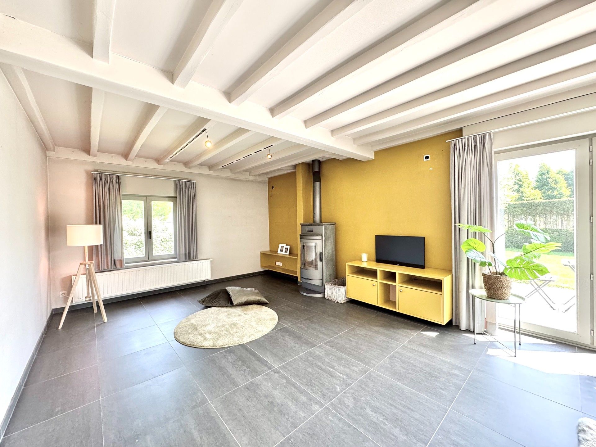 Ruime alleenstaande woning op de Waterhoek foto 9