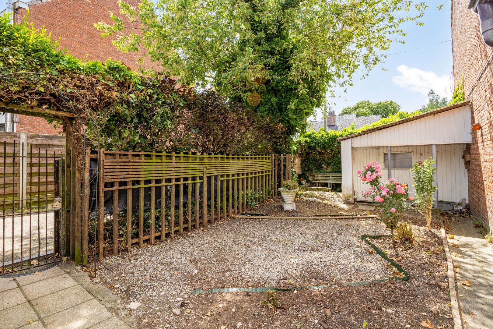 Ruime gezinswoning met veelzijdige indeling en tuin in de Platte Lostraat – EPC 697 kWh/m² – bewoonbare oppervlakte 259 m² foto 34