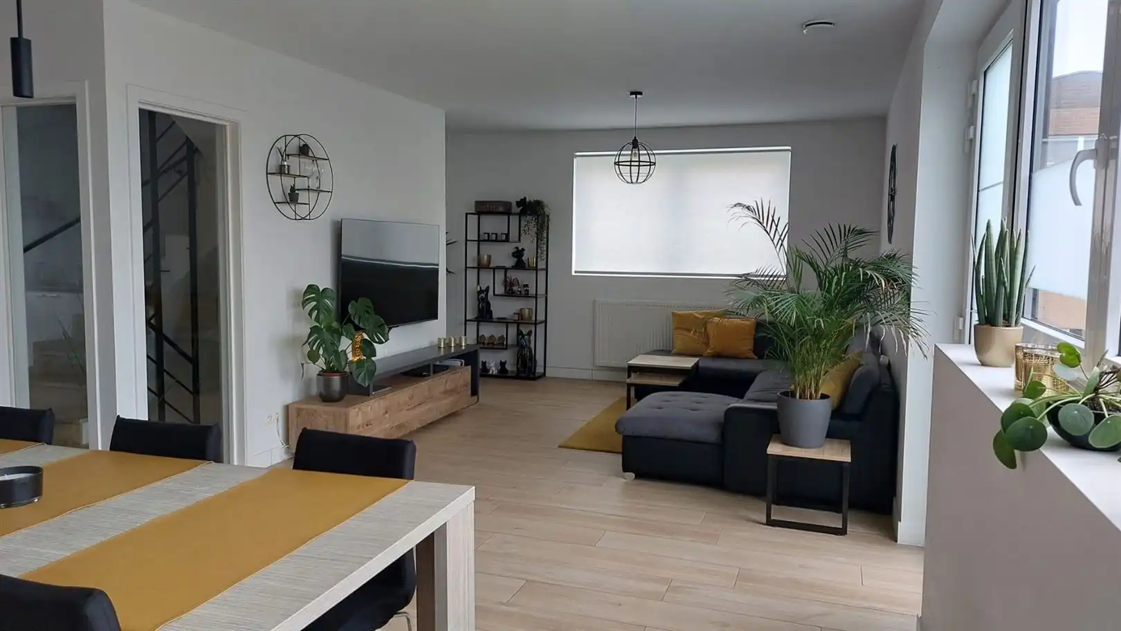 BEN woning met 4/5 slaapkamers, garage en tuin foto 6