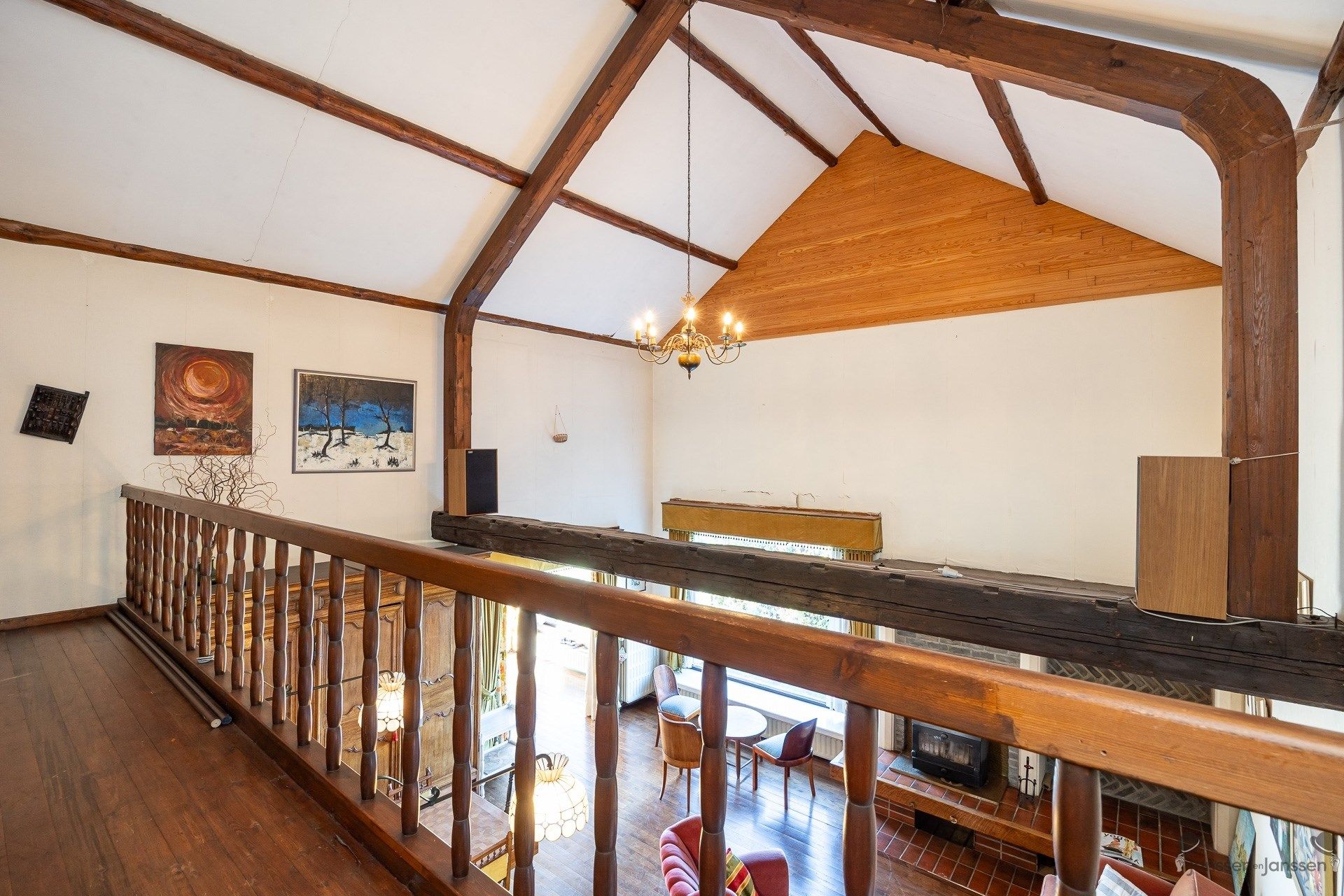 Te renoveren woning op unieke landelijke locatie! foto 21