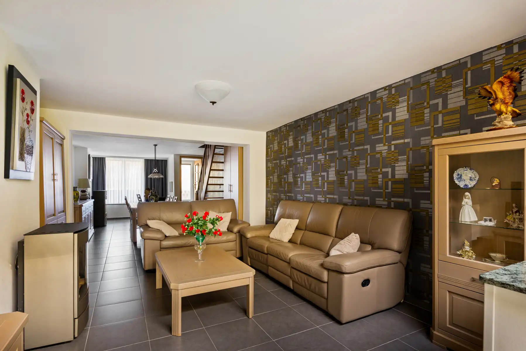 Instapklaar rijhuis met 2 slpk, terras en potentieel in Rumst foto 11