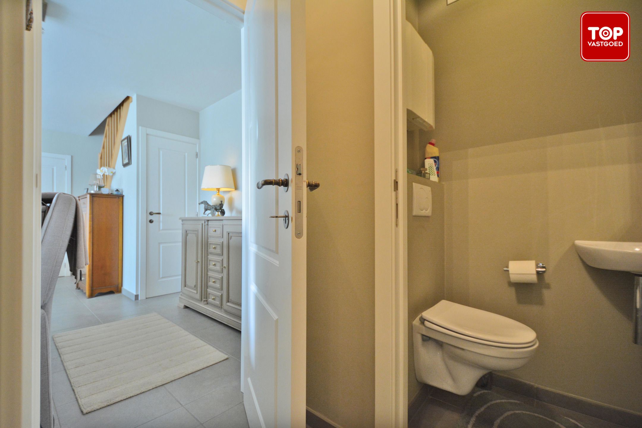 Instapklaar duplex appartement met  2 terrassen. foto 6
