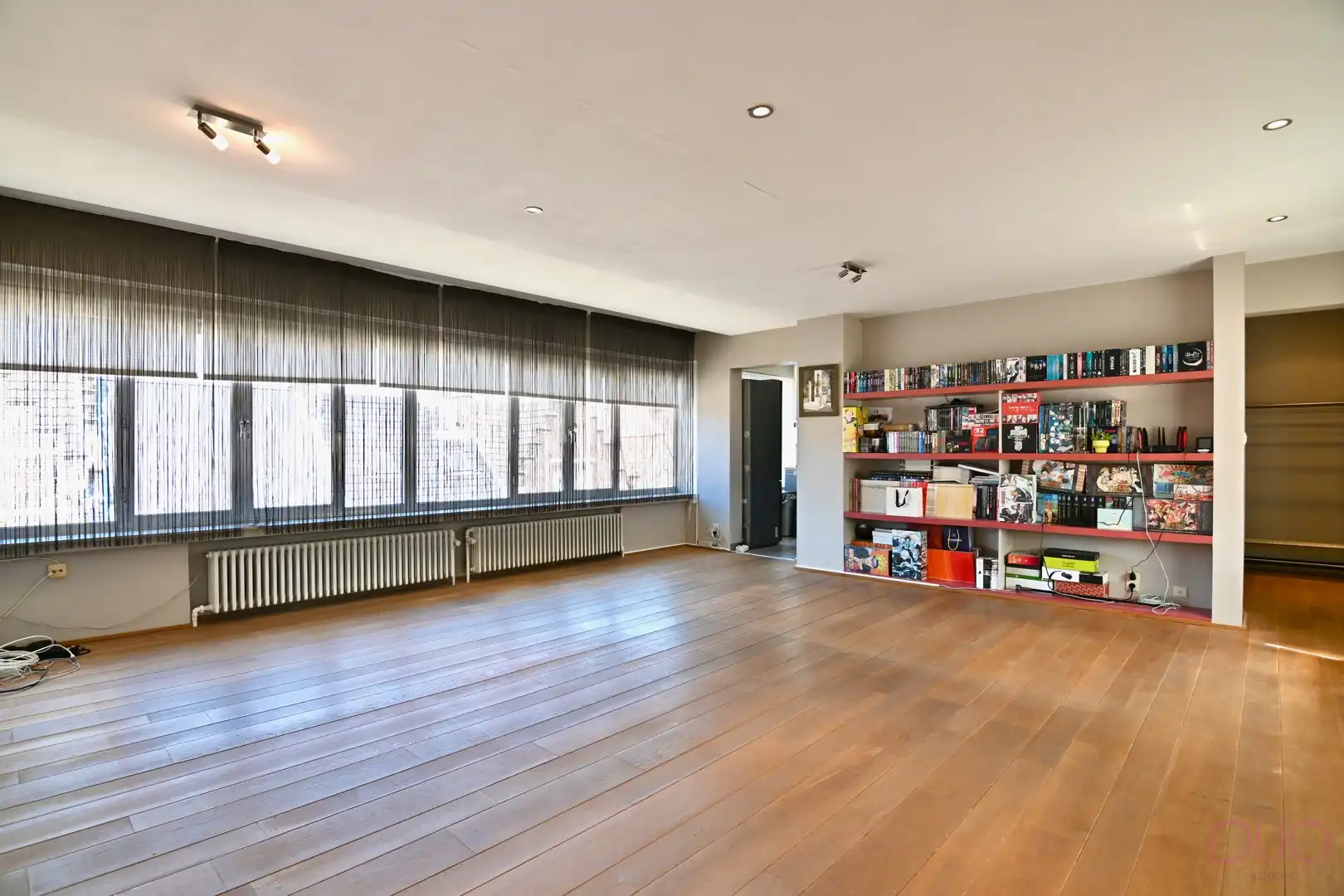 Centraal gelegen instapklaar appartement met drie slaapkamers en terras foto 6