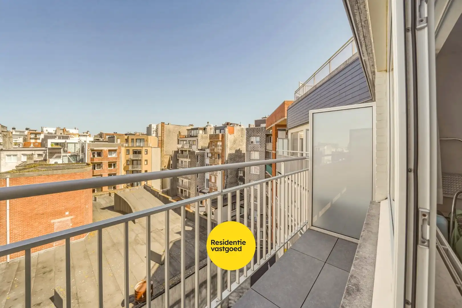 Lichtrijk appartement met terras en gunstig EPC-label B in Oostende foto 10