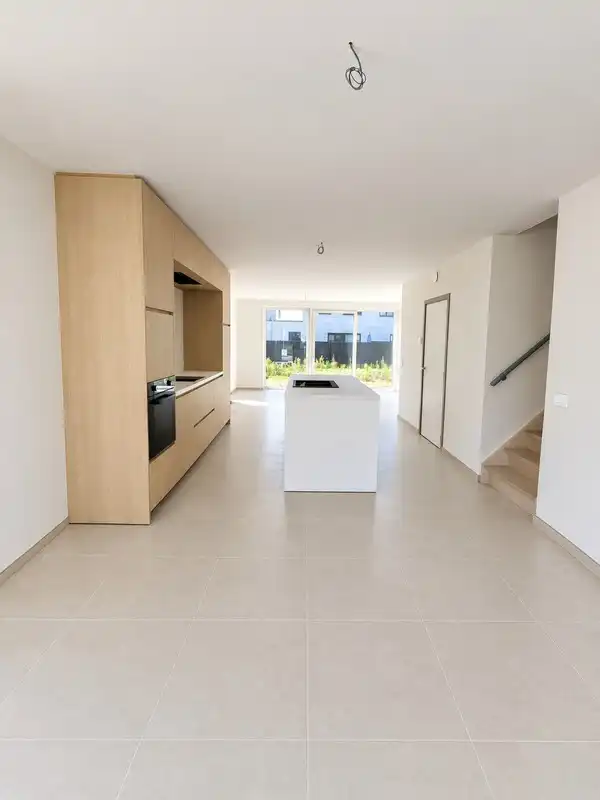 Nieuwbouwwoningen in de Populierstraat te Roeselare foto 2