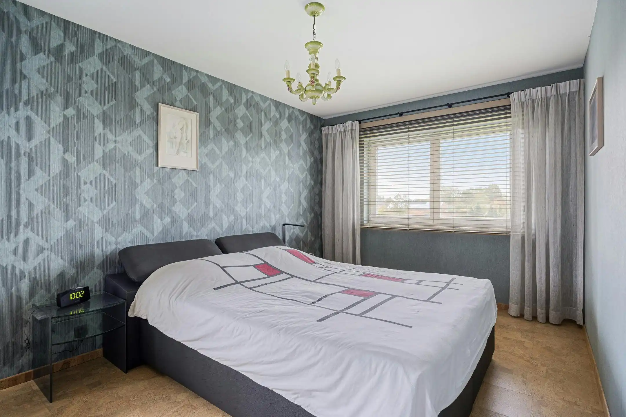 Gelijkvloers handelsruimte of kantoor met woning en tuin foto 12