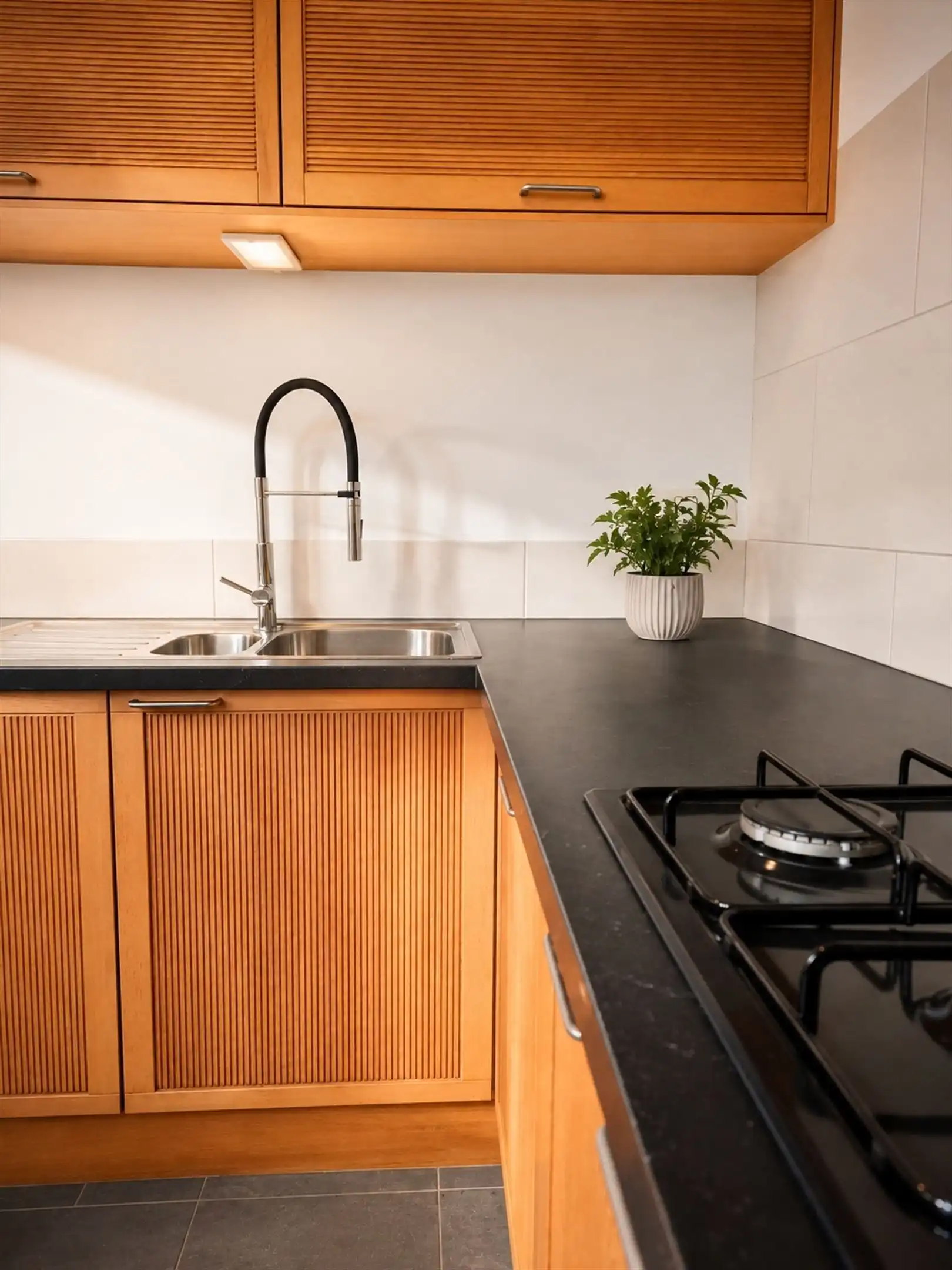 Eigentijdse woning, optimaal wooncomfort met eigentijdse look and feel. Heel energiezuinig dankzij grondige totaalrenovatie. foto 10