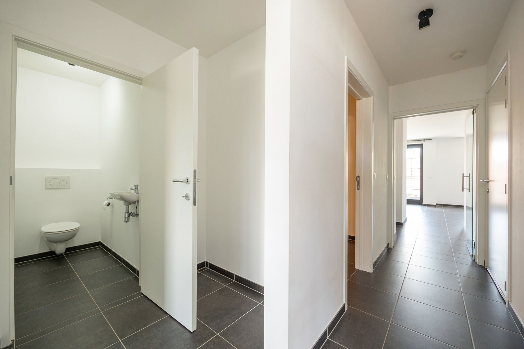 Energiezuinig appartement met 2 slaapkamers in het centrum van Merksplas. foto 7