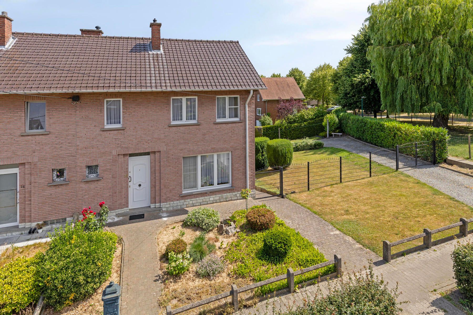 Energiezuinige driegevelwoning op toplocatie!  foto 2