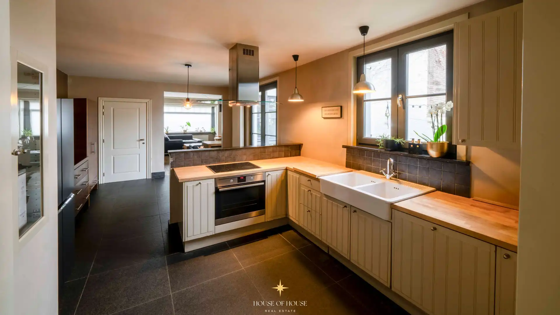 Charmante en statige burgerwoning nabij Brugge foto 5