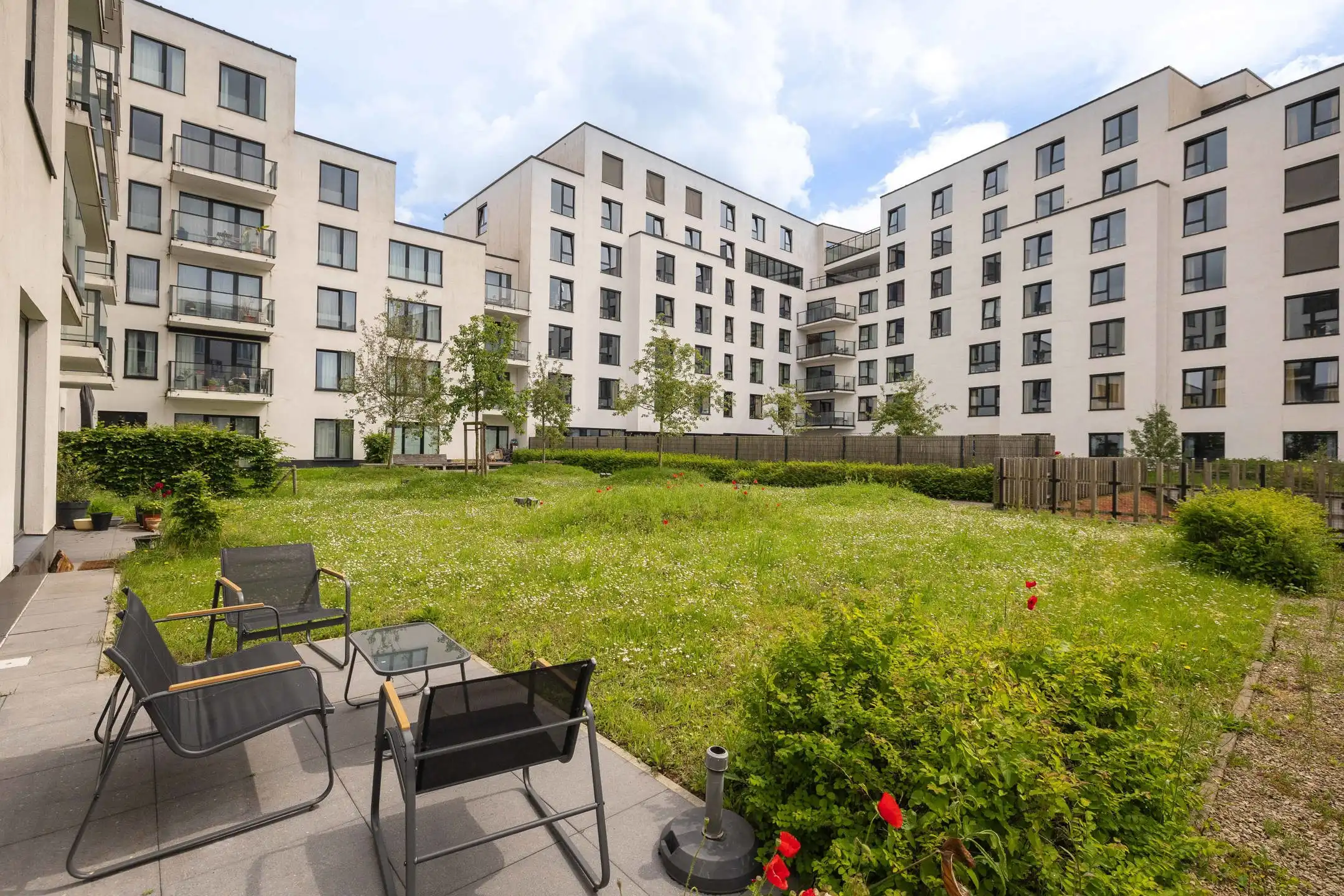 RECENT GEBOUWD APPARTEMENT AAN HET KANAAL, 1 SLPK + TERRAS foto 18