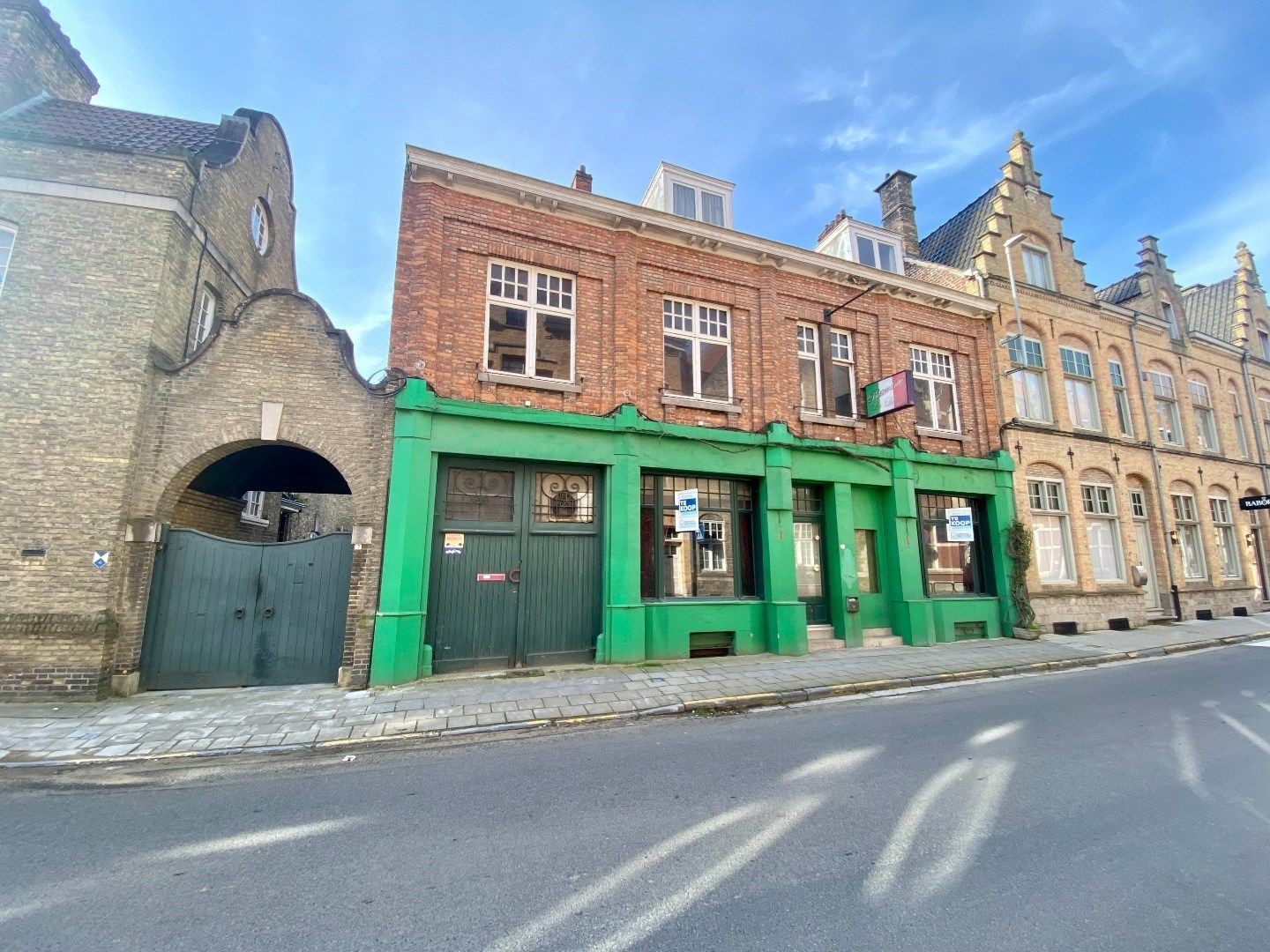 RUIM HANDELSPAND MET TAL VAN MOGELIJKHEDEN OP CENTRUM LOCATIE foto 2