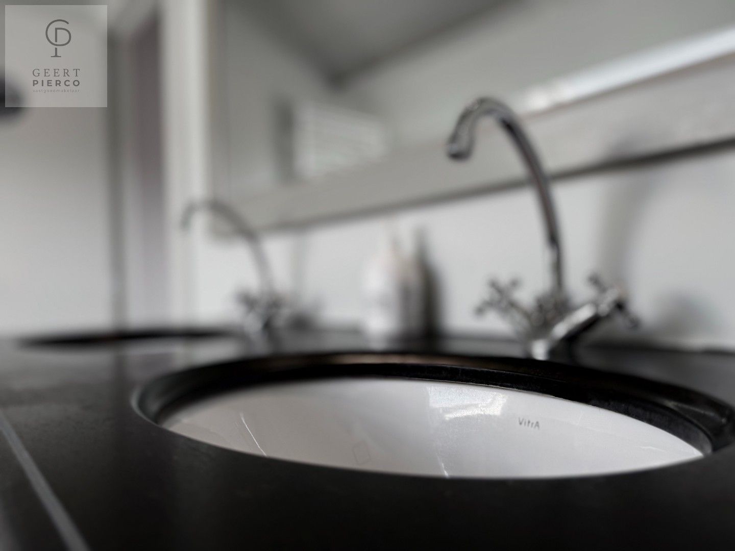 Karaktervolle woning in het groen foto 23