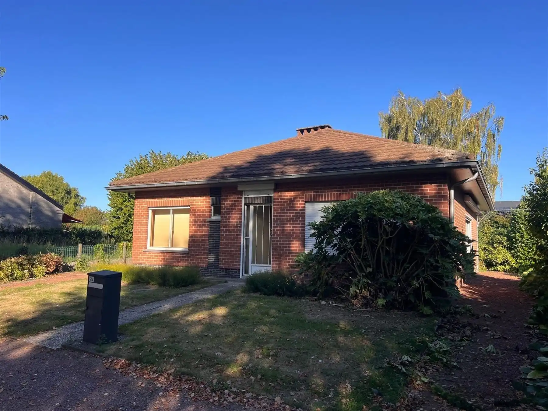RESIDENTIEEL GELEGEN, TE RENOVEREN WONING  foto 12