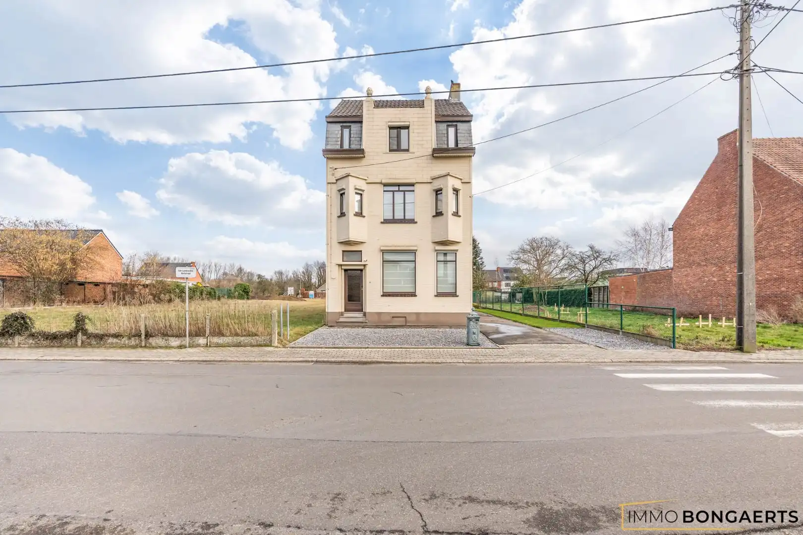 Hoofdfoto van de publicatie: Karaktervolle woning met 5 slaapkamers in Sint-Lambrechts-Herk