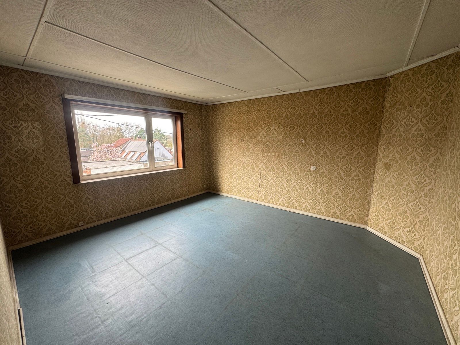 OPTIE Rustig gelegen woning met 3 slaapkamers, tuin en staanplaats foto 17