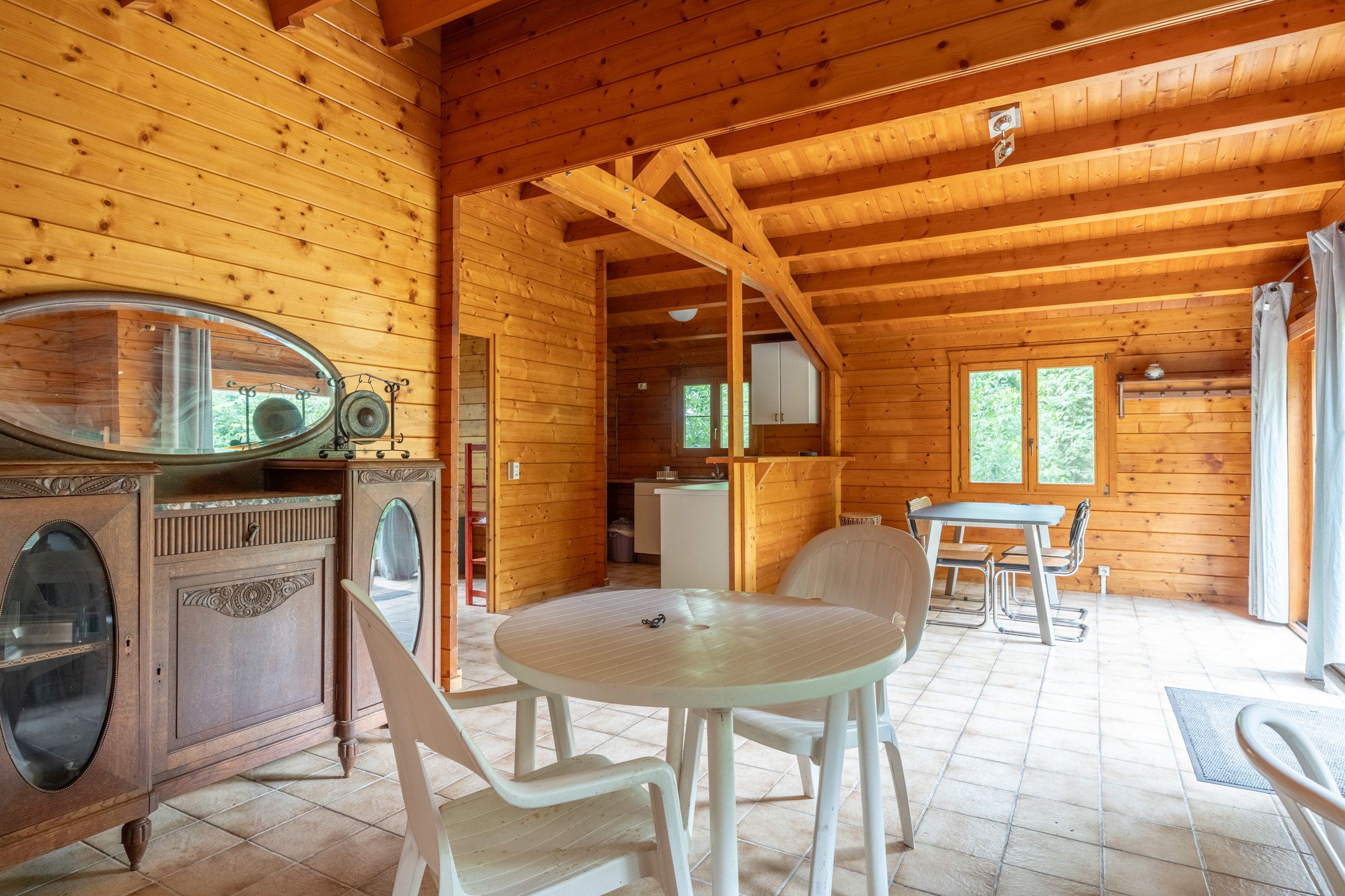Chalet met 2 slaapkamers op 1.800 m² in Vlimmeren. foto 6