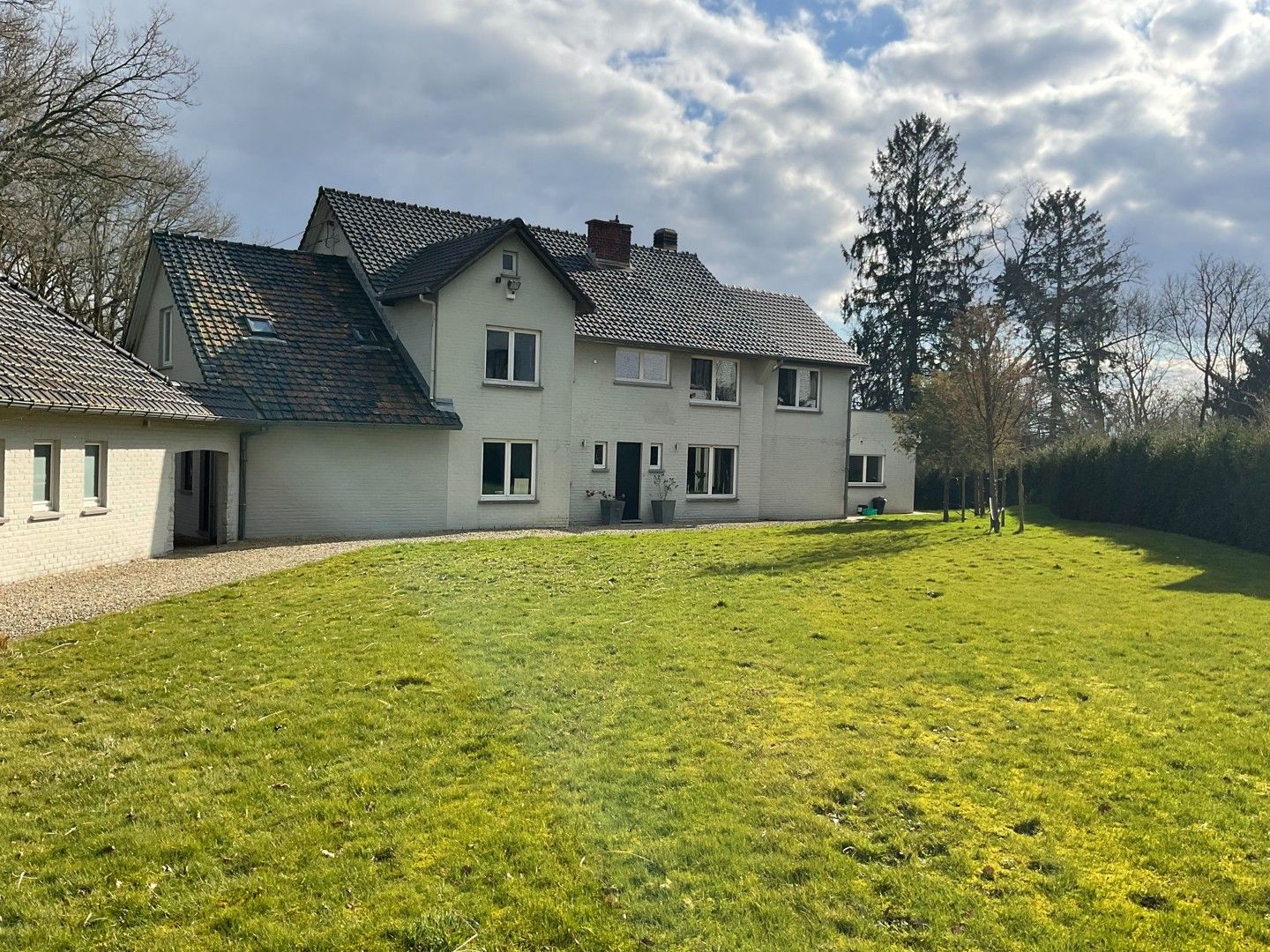 Exclusieve Villa te Koop in Lasne – Panoramisch Vergezicht & Verwarmd Zwembad foto 13