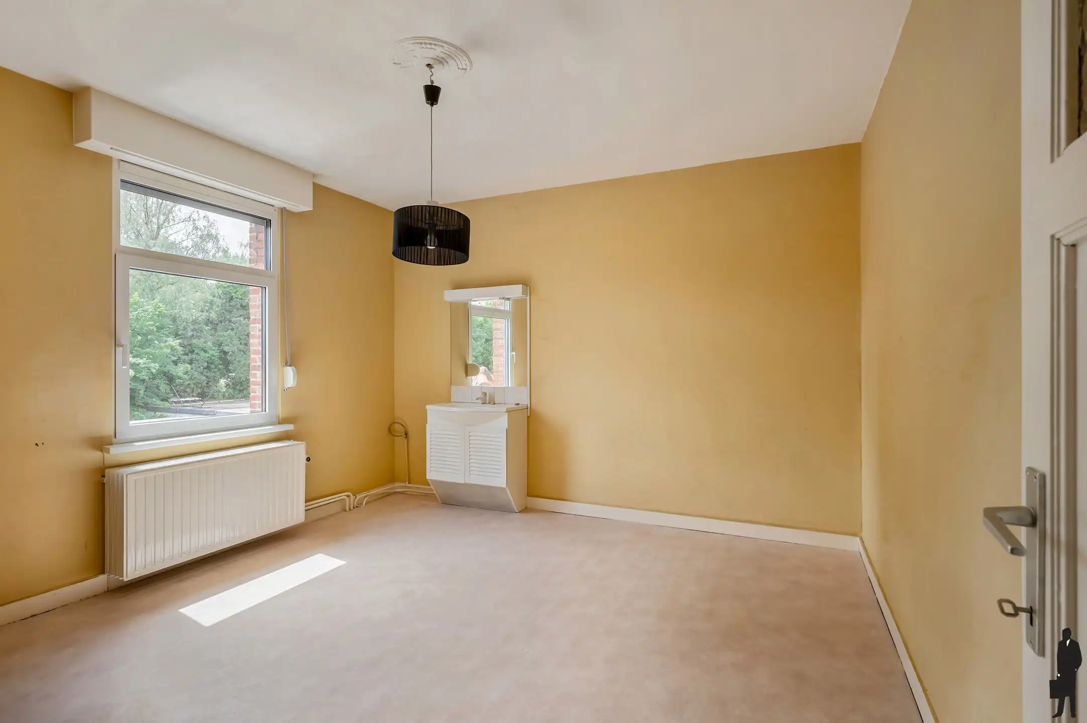 Te renoveren woning, met 4 SLK, met tuin en zijingang! foto 12