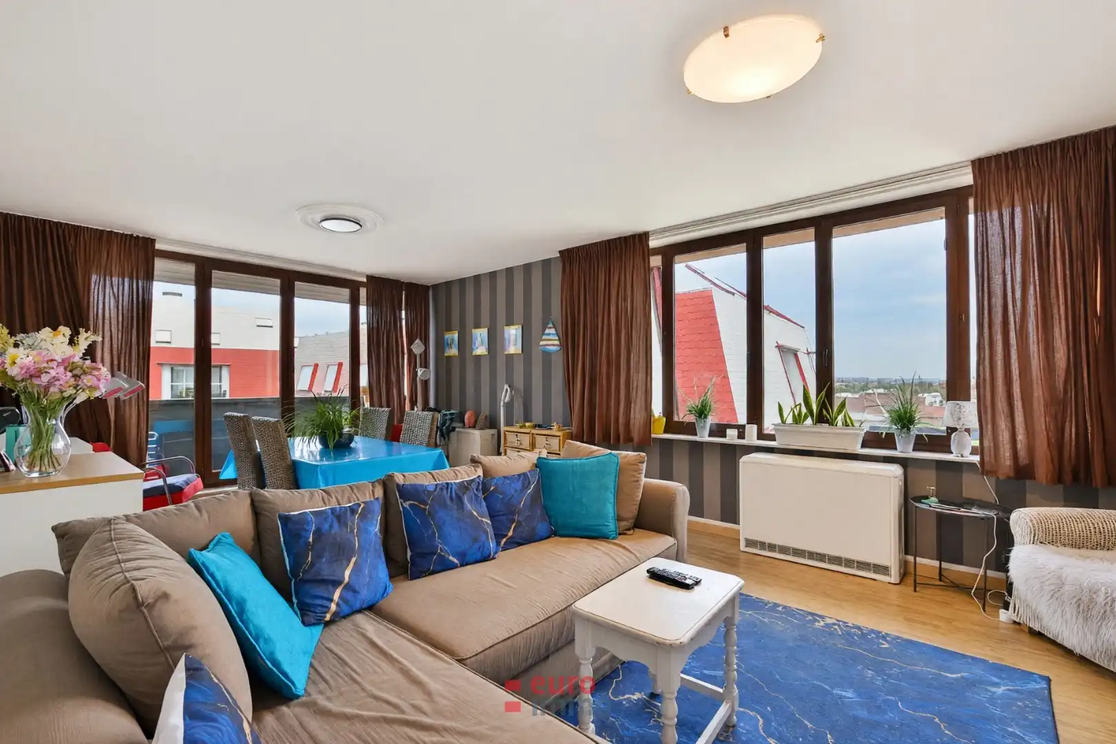 Zéér rustig gelegen appartement met 2 slaapkamers in een topdomein! foto 2