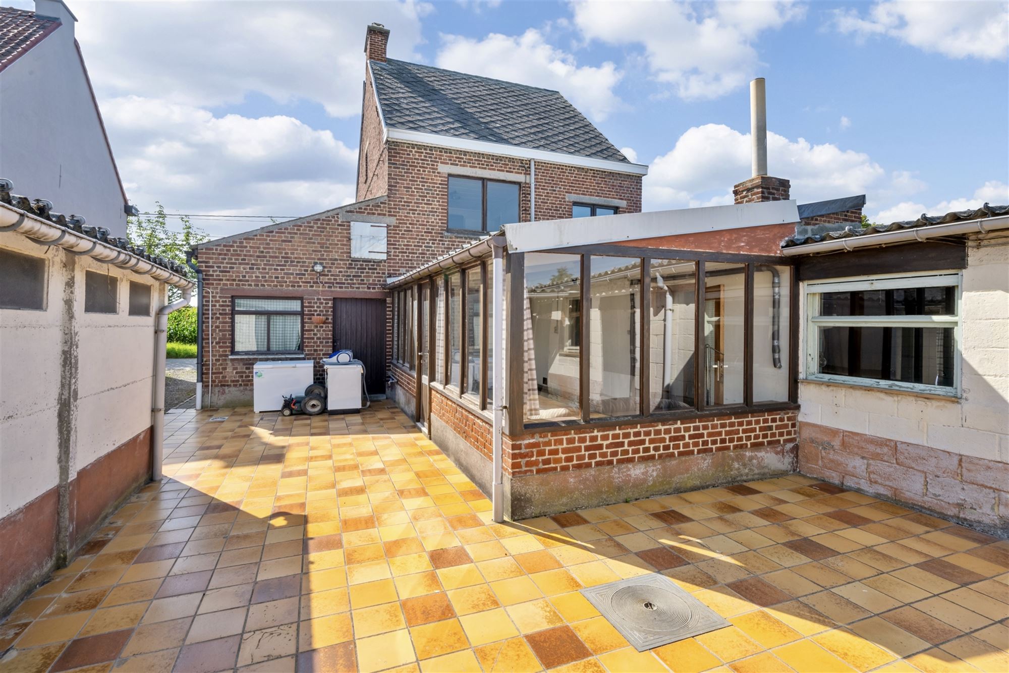 Te renoveren woning met 3 slpks en tuin foto 27