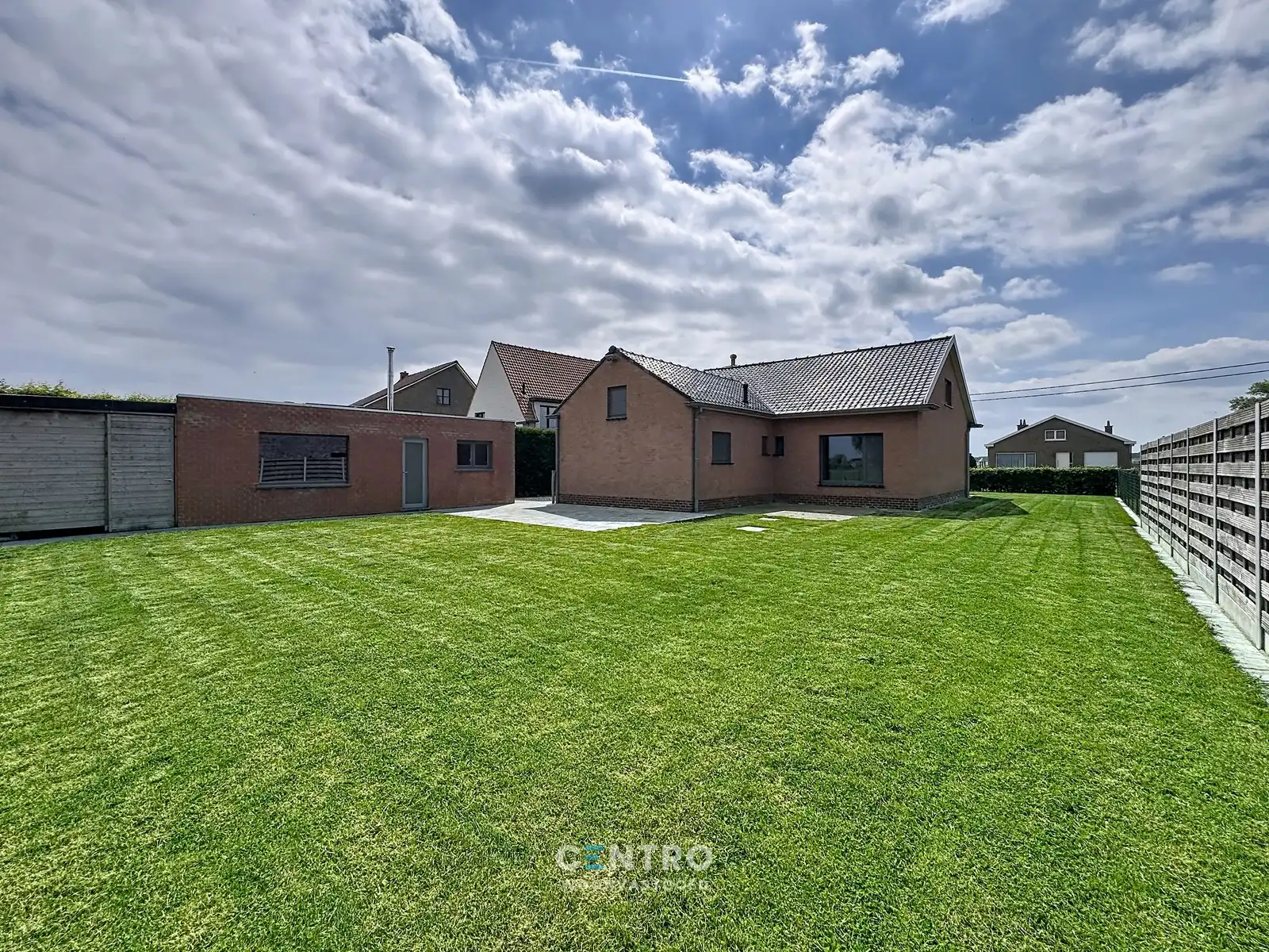 Instapklare woning met alle COMFORT te Maldegem! foto 17