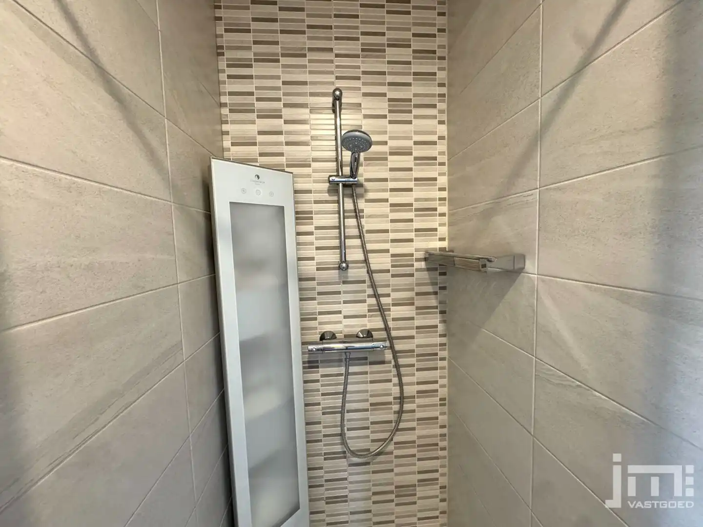 Gelijkvloers appartement met prachtig uitzicht foto 11