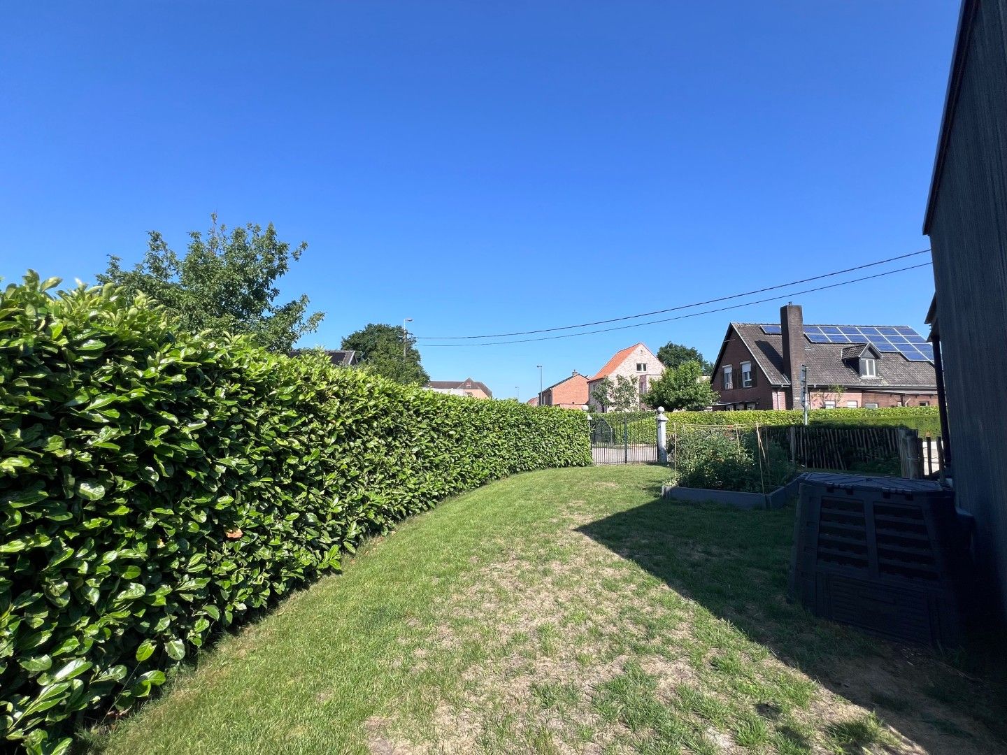 Halfopen bebouwing met drie slaapkamers te huur in Ursel foto 20