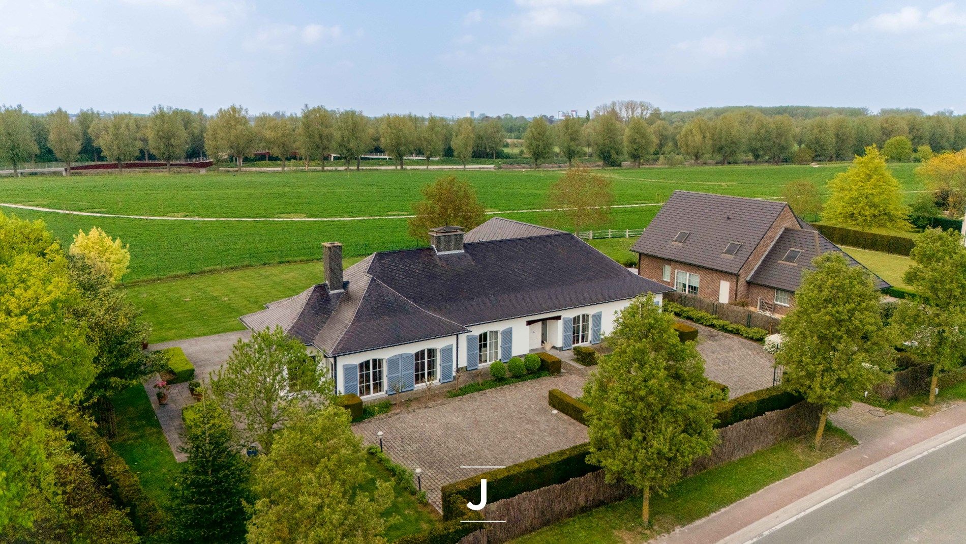 ()=>{if(producerUpdateValueVersion(node),producerAccessed(node),node.value===ERRORED)throw node.error;return node.value} Grote Heerweg 125 - - 8791 Waregem