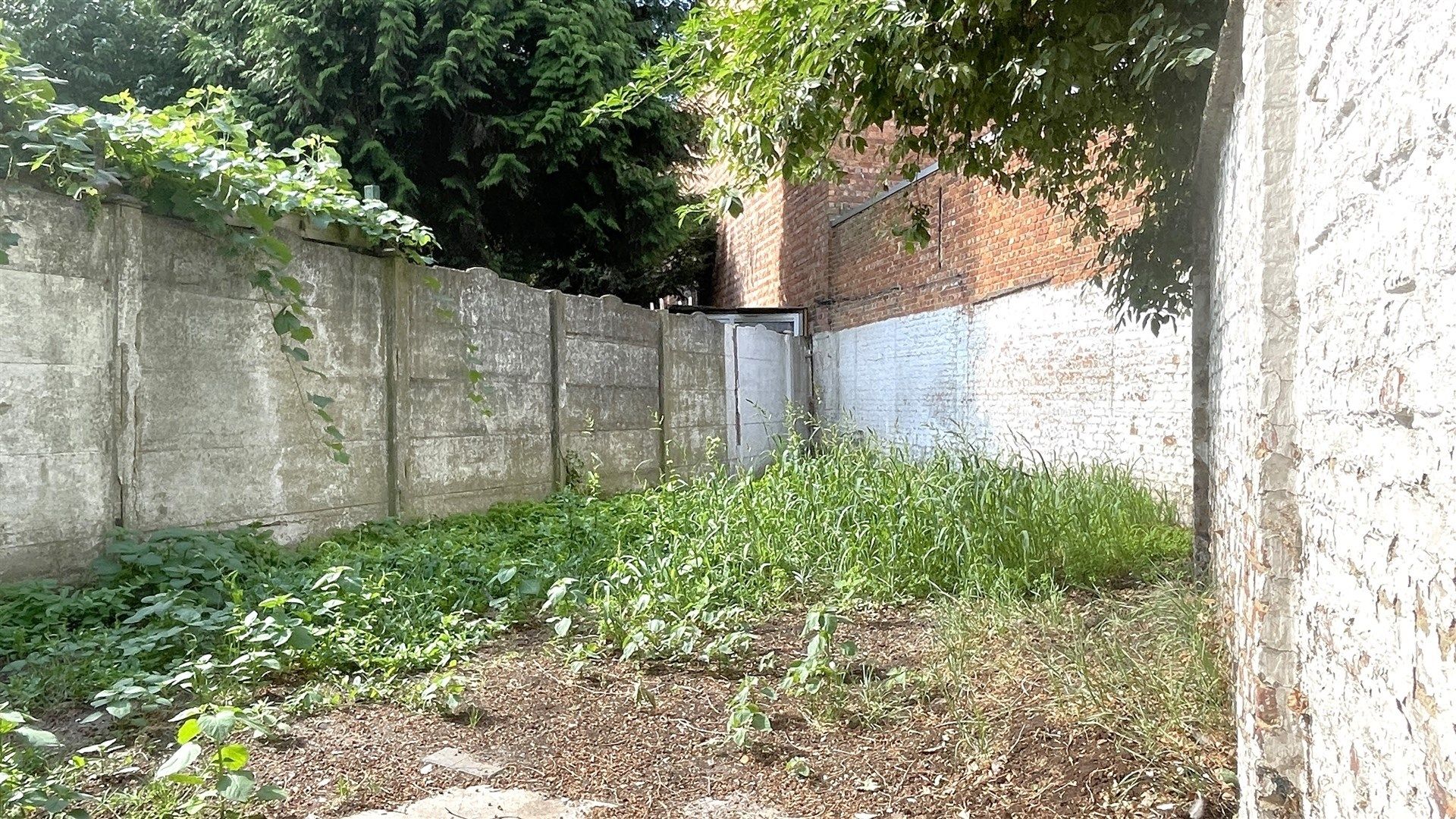 Gelijkvloers appartement met tuintje nabij ’t Rivierenhof

 foto 2