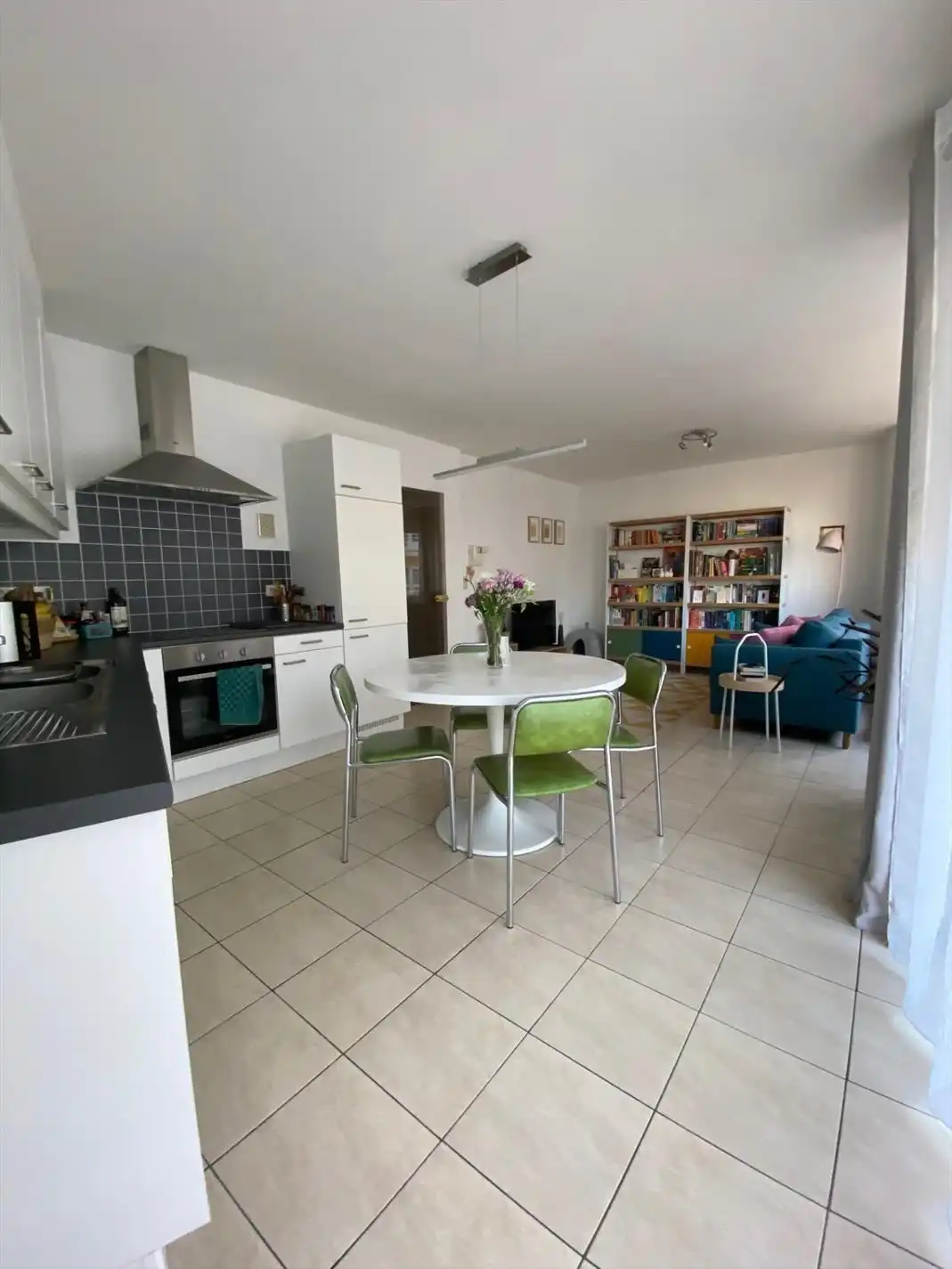 Appartement met 2 slaapkamers te Mariakerke Oostende  foto 4