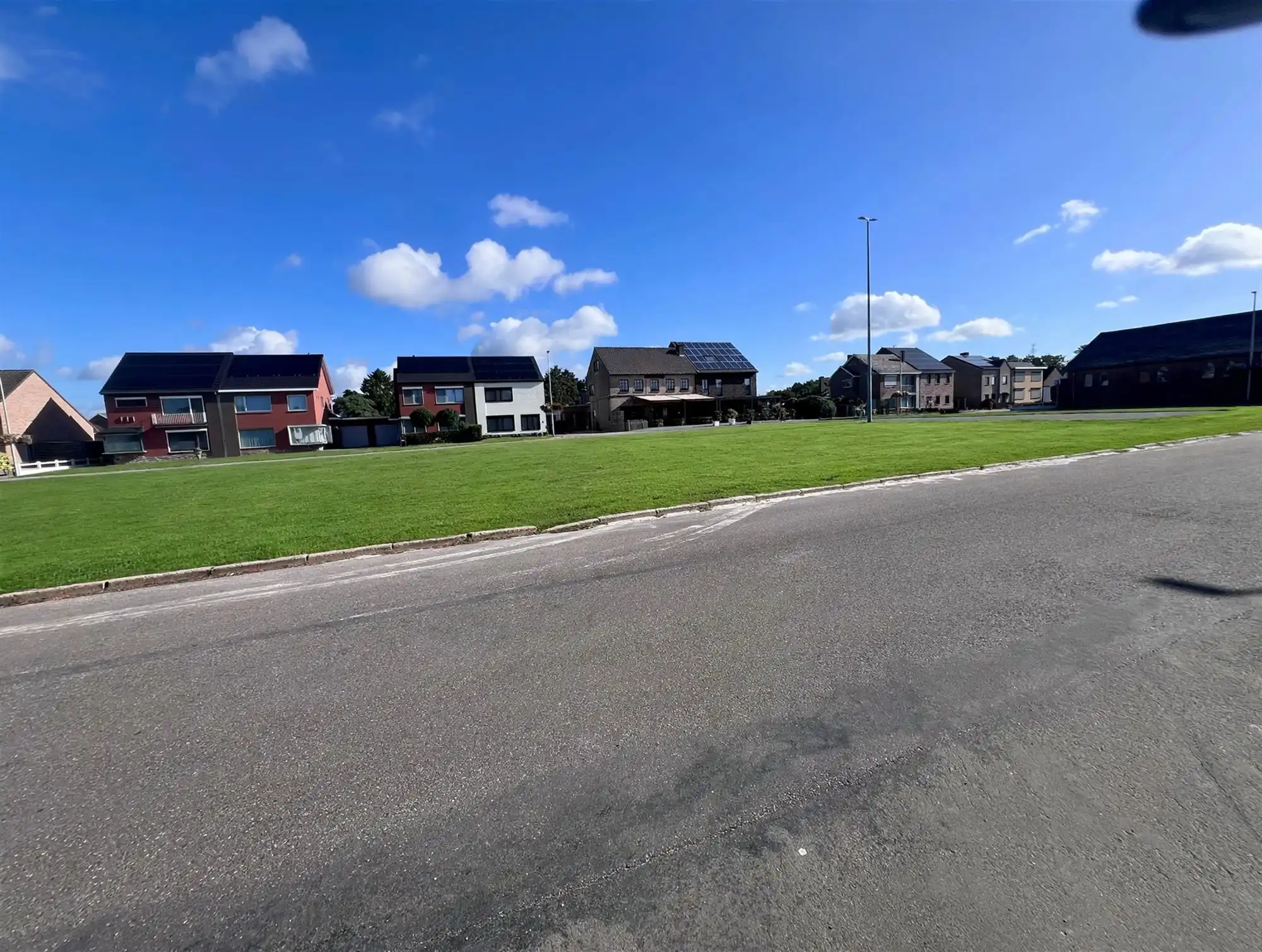 Karaktervolle woning op 907 m² en renovatiepotentieel foto 6